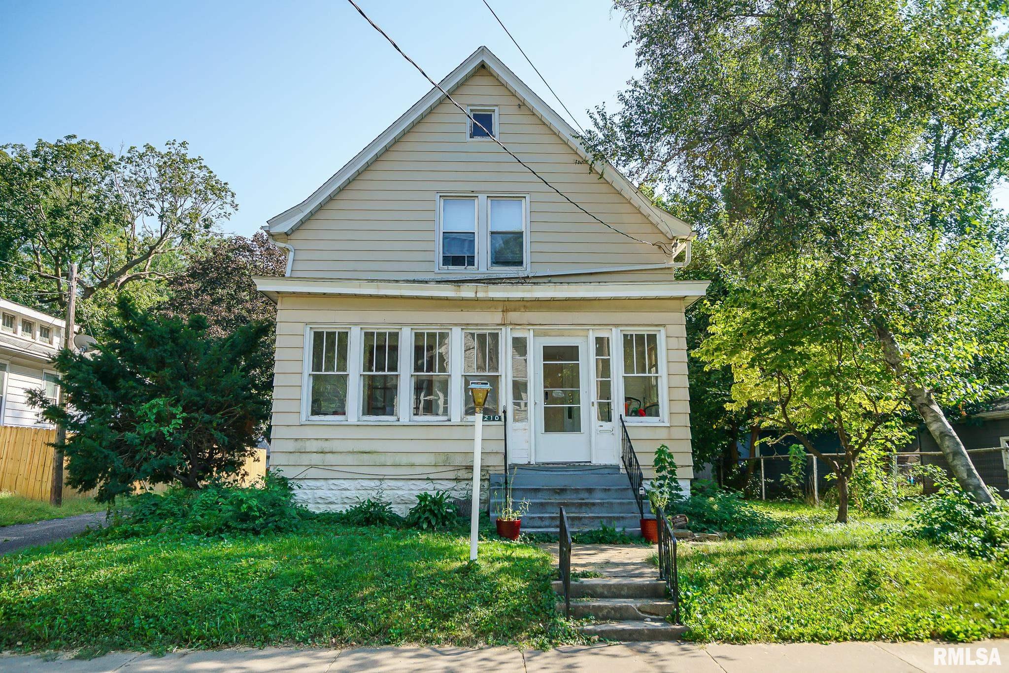 210 W Republic Street — photo