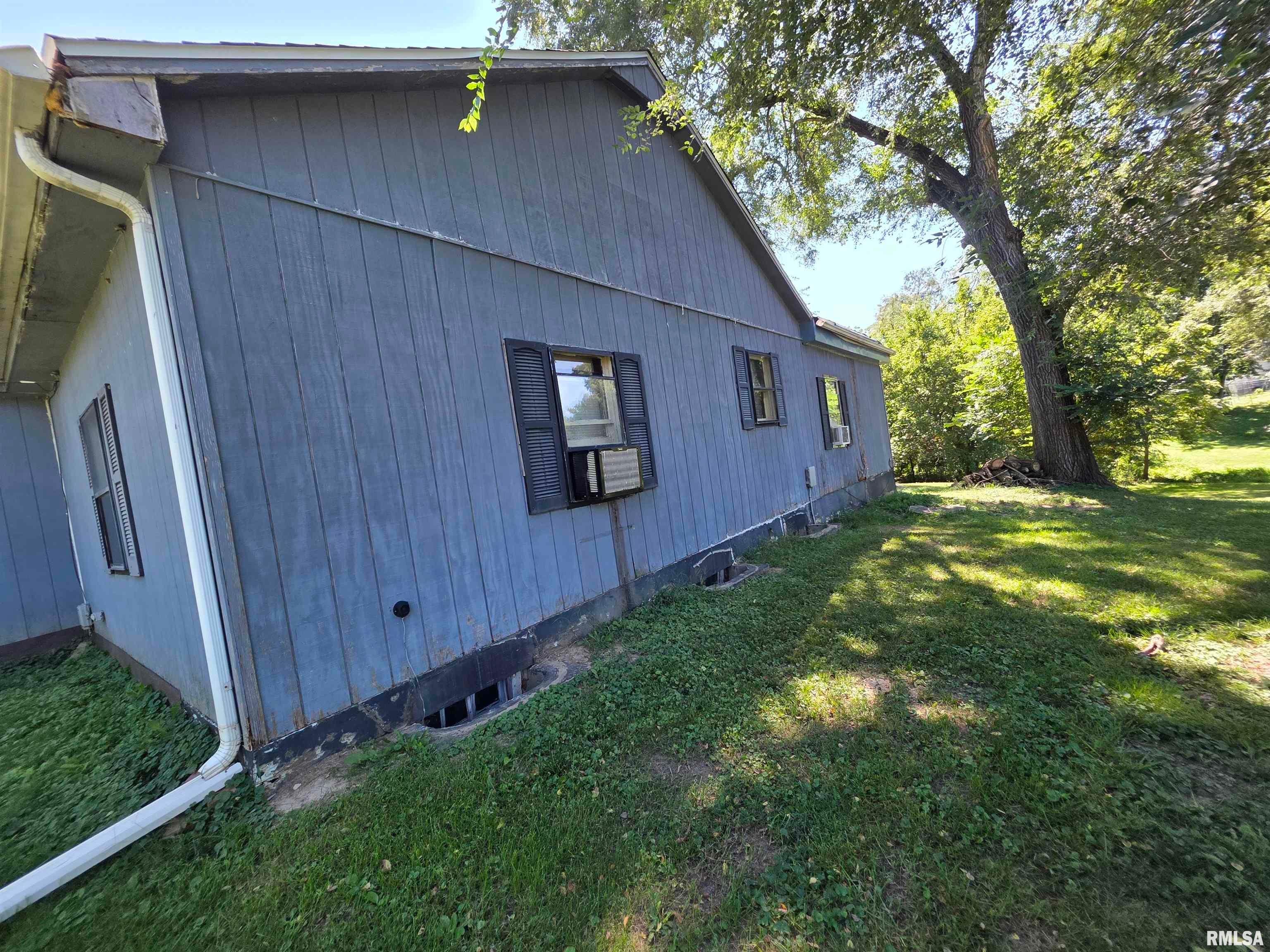 500 E MAIN Street, Bryant, IL 61519 — photo 3
