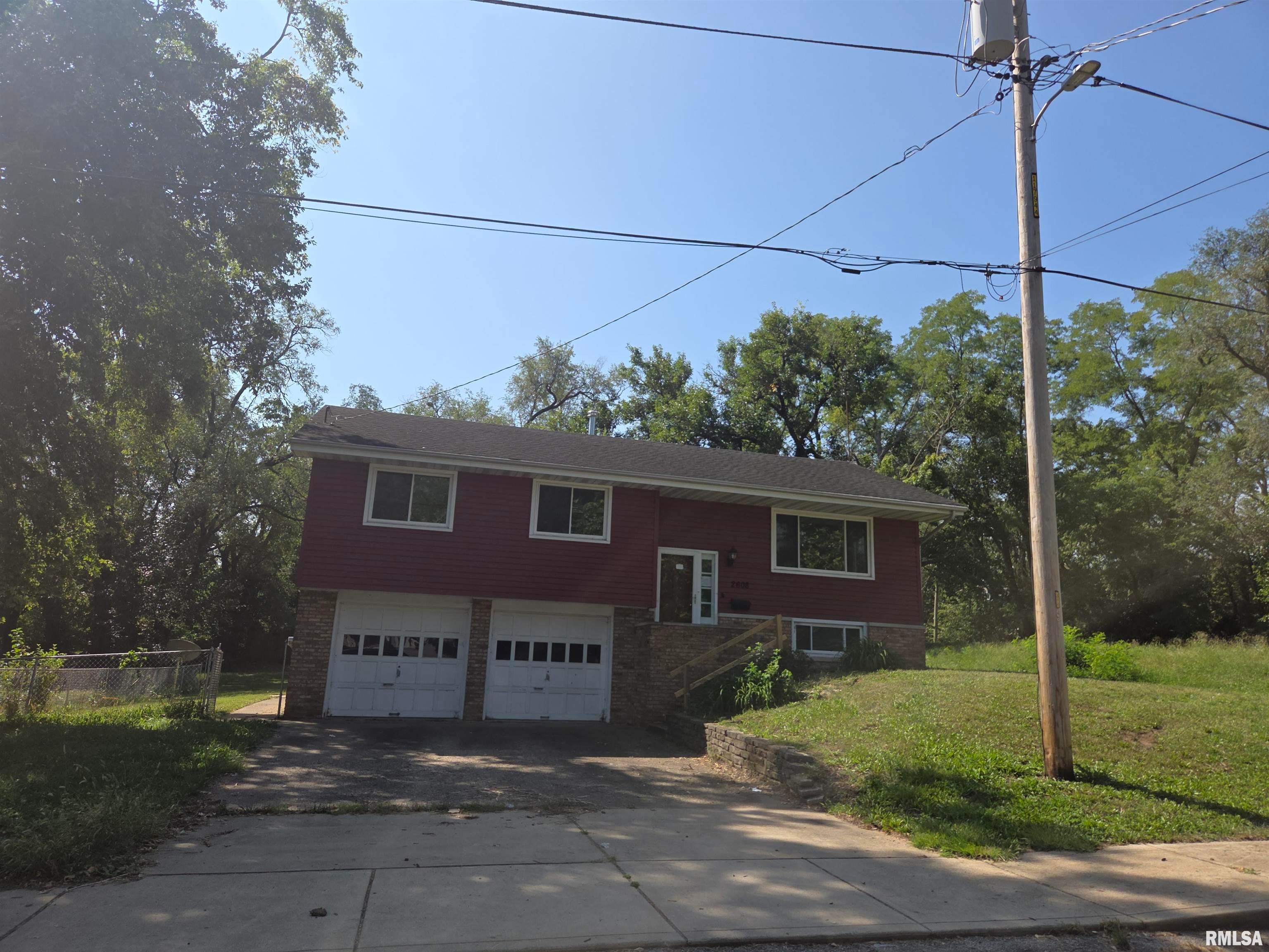 2608 W Fremont Street — photo