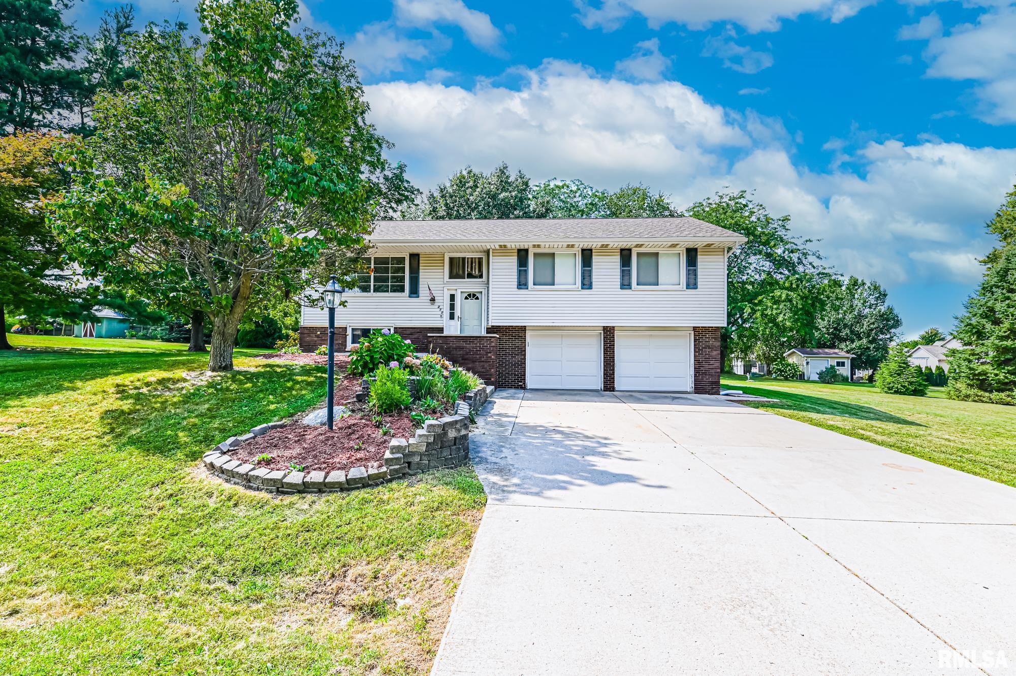 210 Whispering Oaks Drive — photo