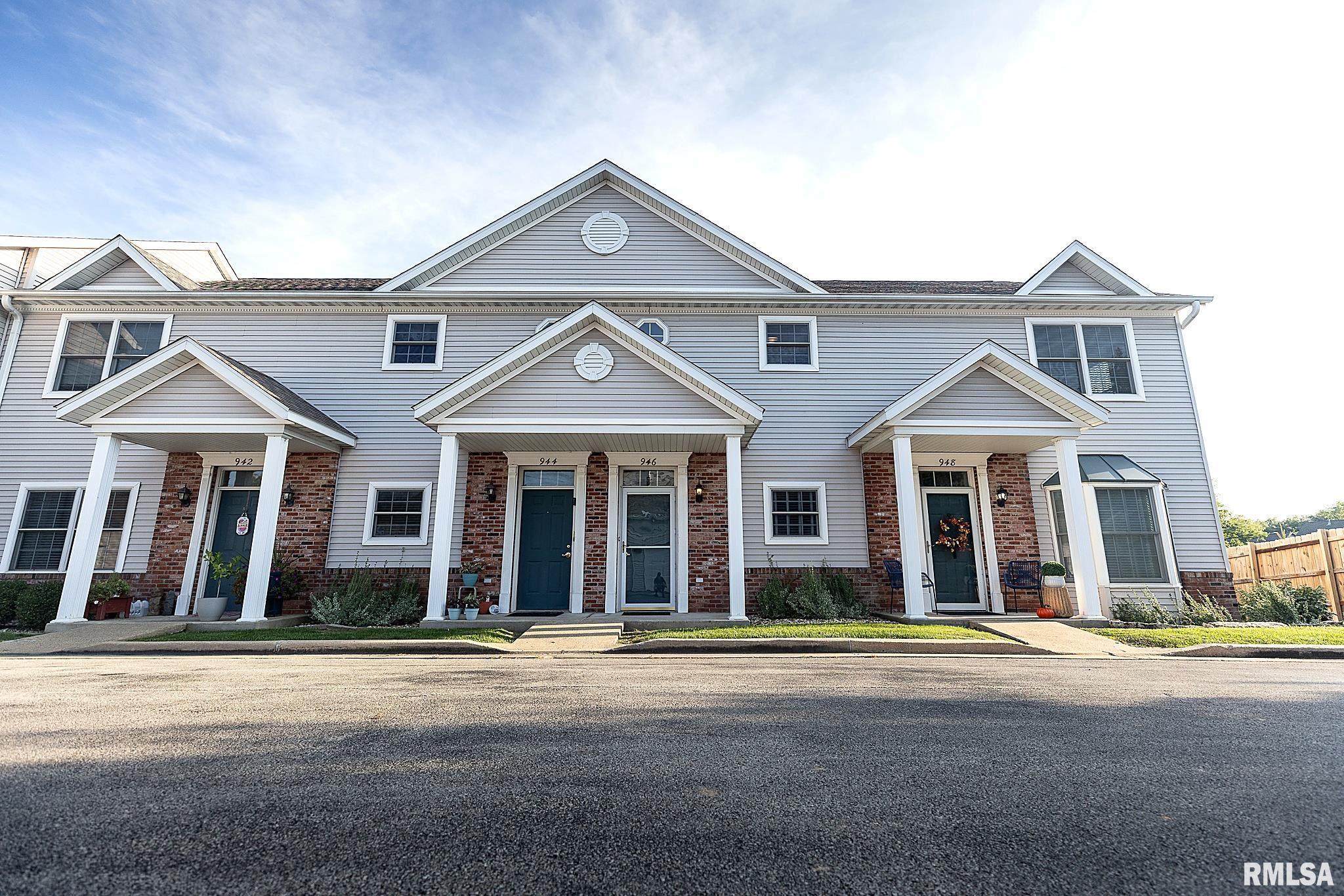 946 W Trailcreek Drive — photo