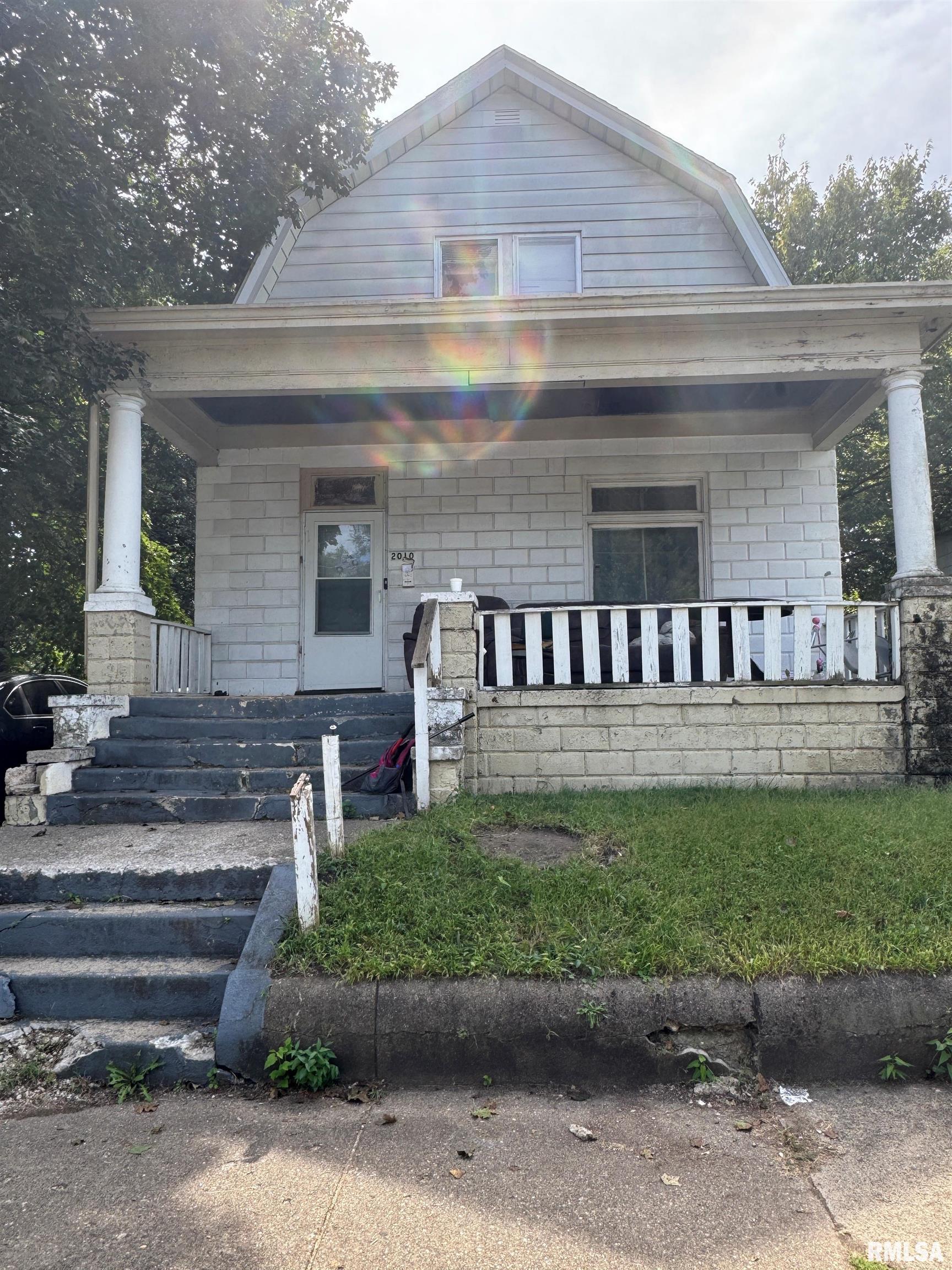 2010 W Garden Street — photo