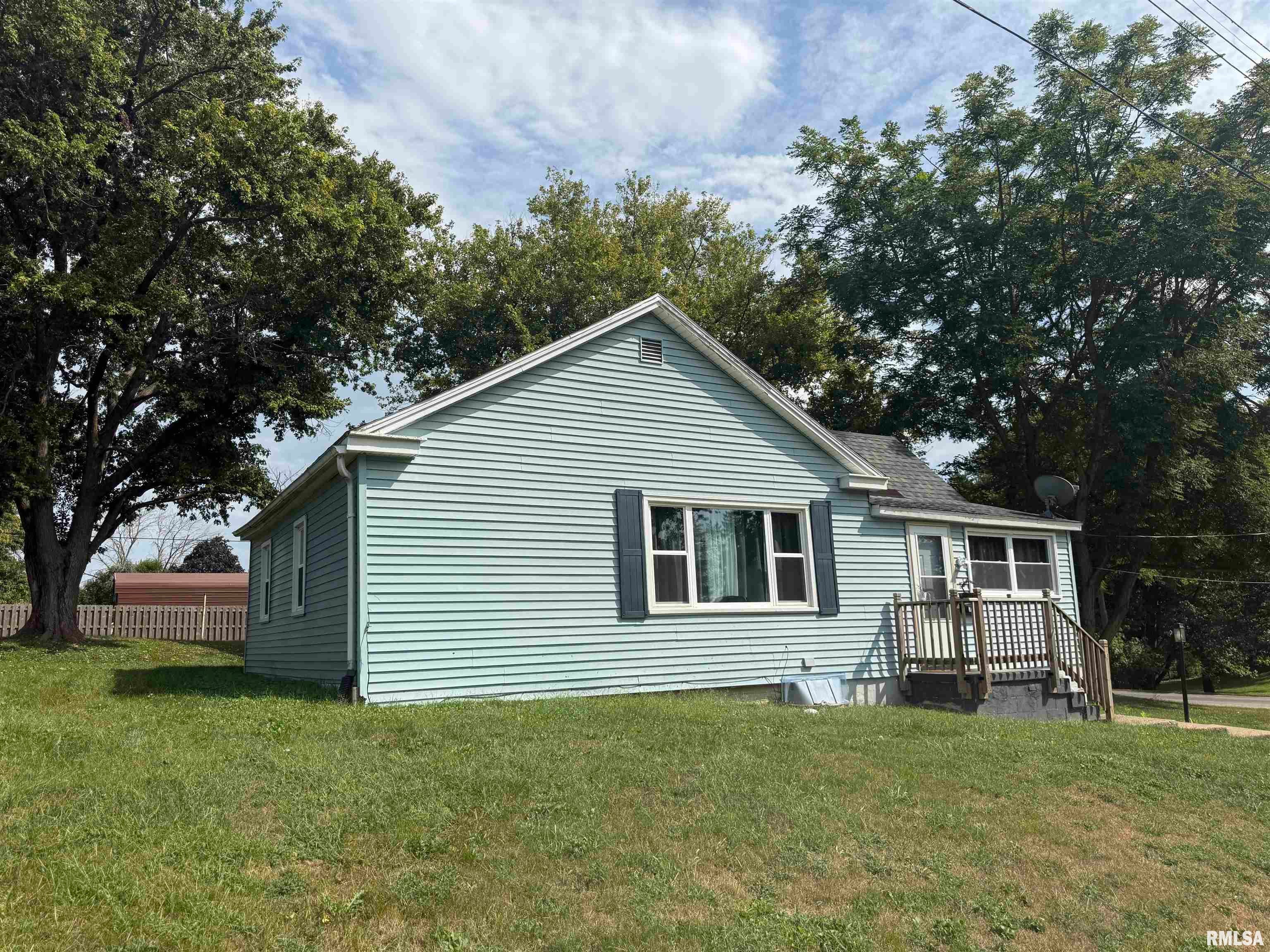 704 E Halsey Avenue — photo