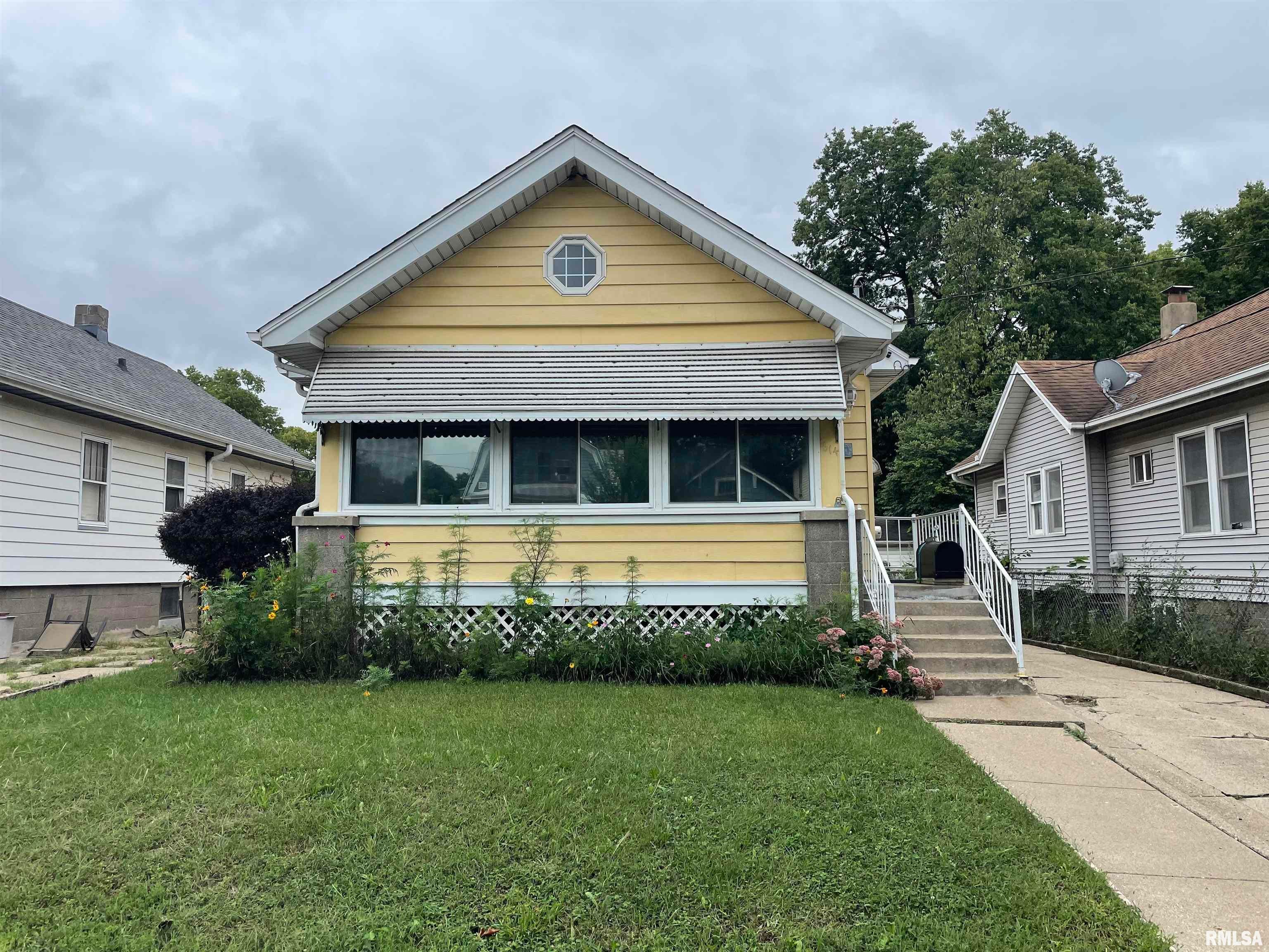 1614 NE Monroe Street — photo