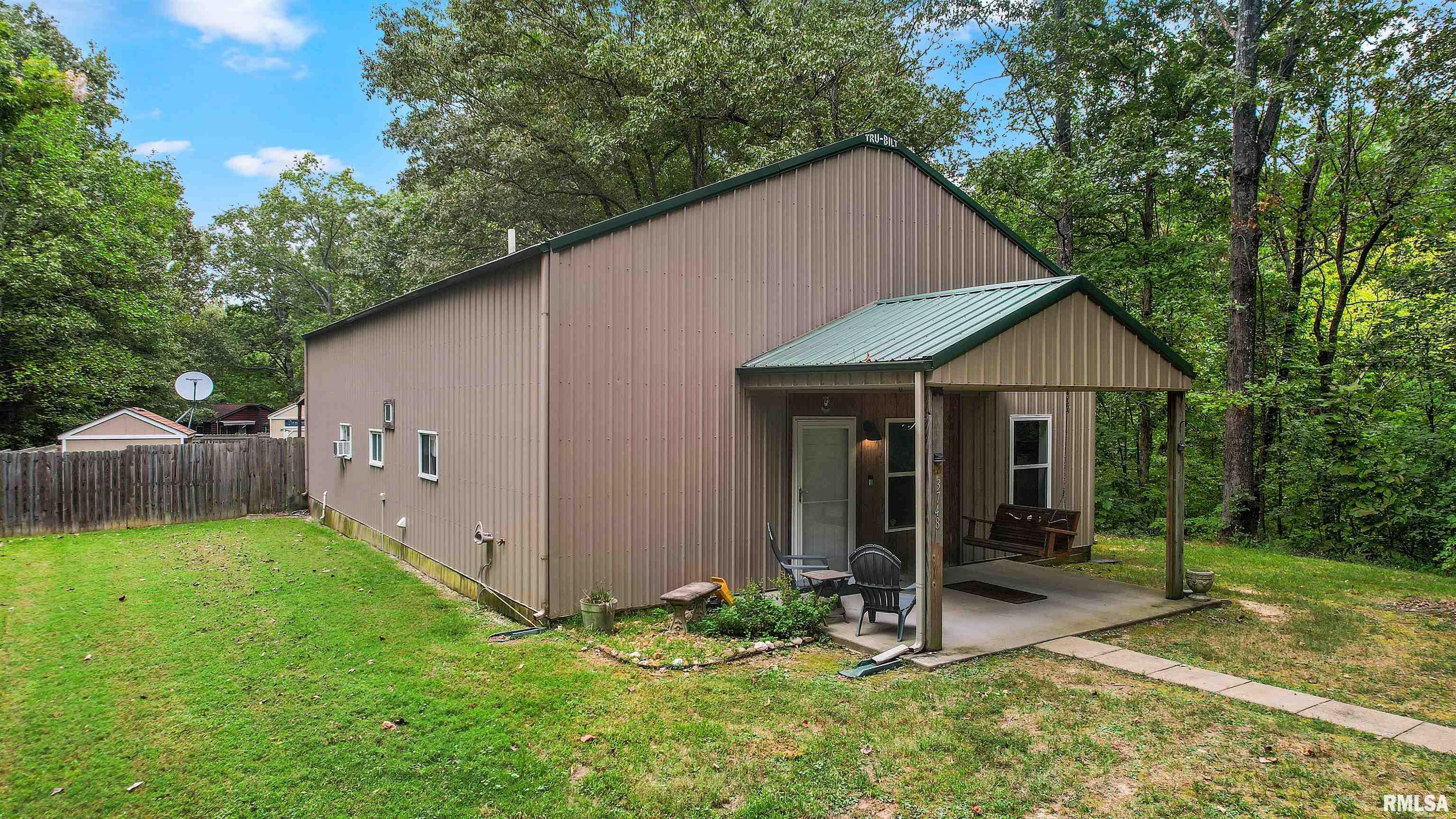 3748 Stewart Lane — photo