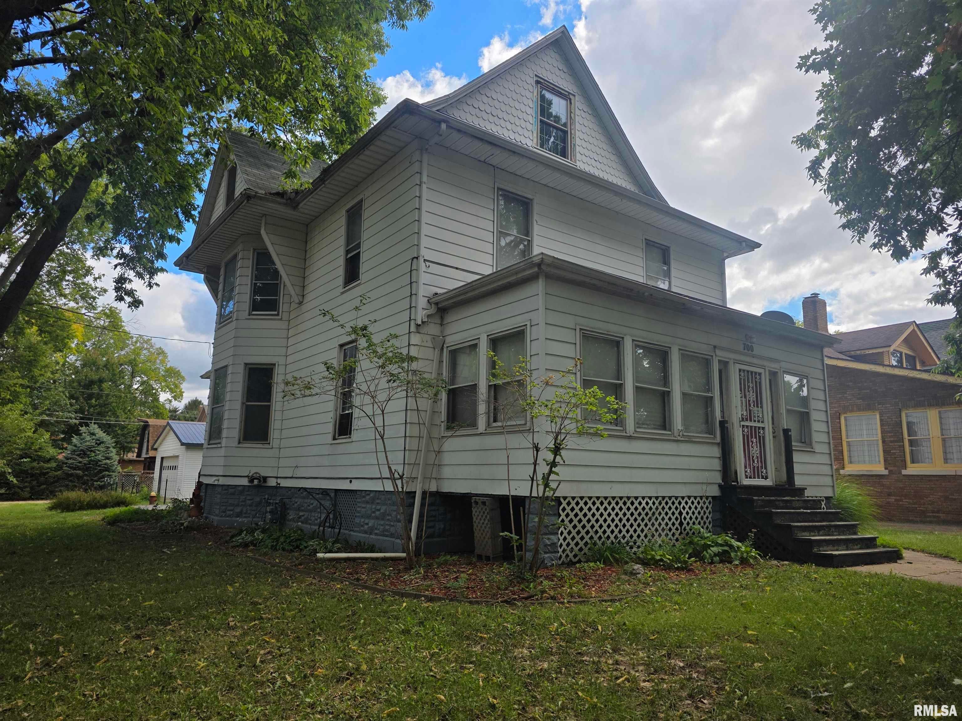 700 S 8th Street — photo