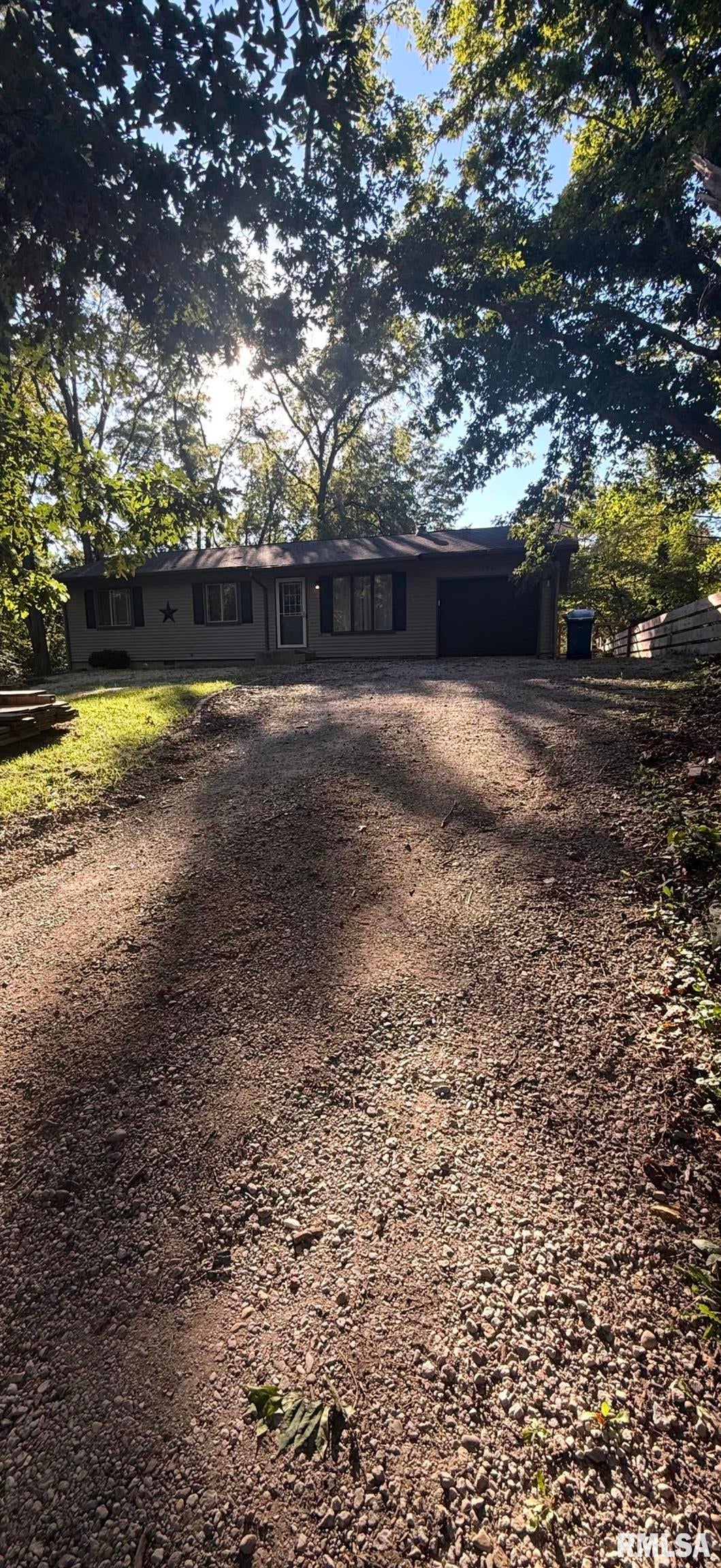 732 Heritage Drive — photo