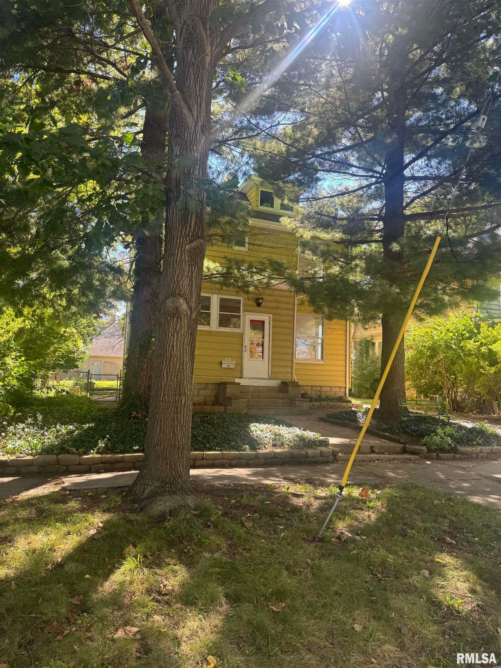612 Hillyer Street — photo