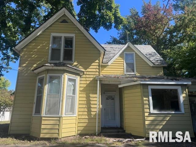 215 W Vienna Street — photo