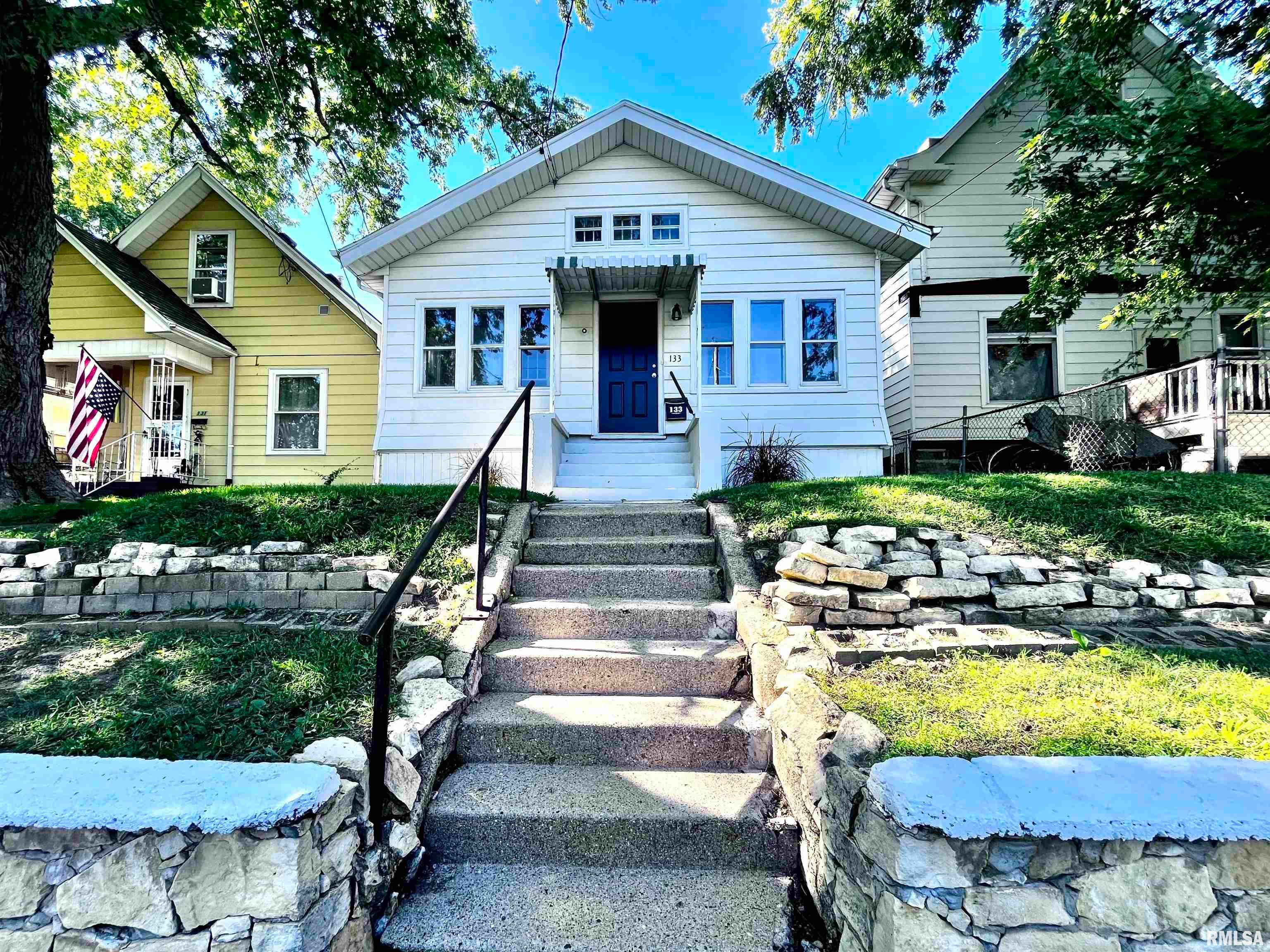 133 NE Rock Island Avenue — photo
