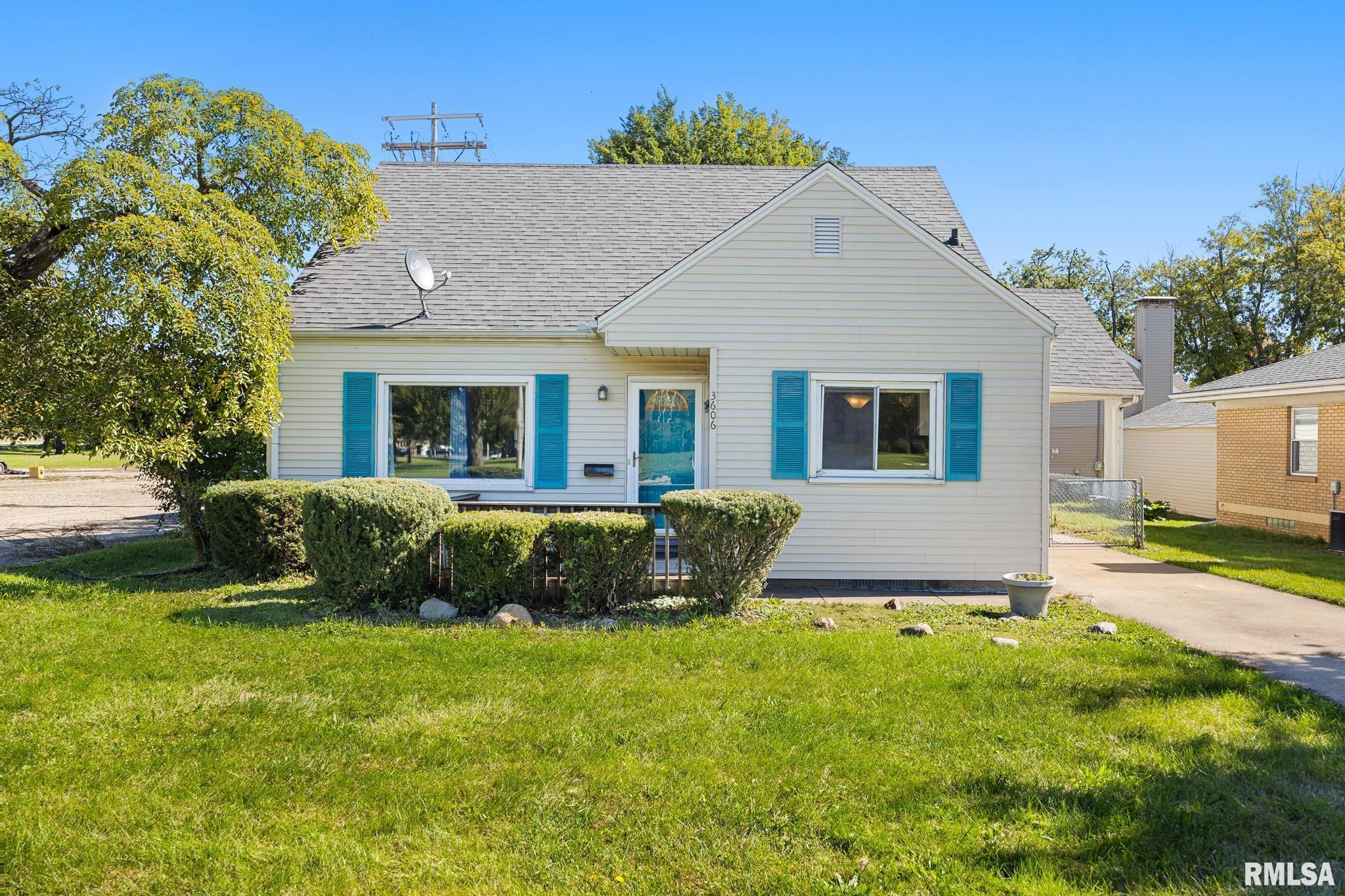 3606 N Sheridan Road — photo