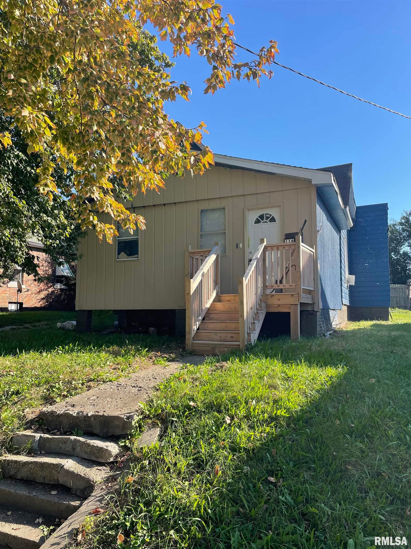 116 W Maple Street — photo