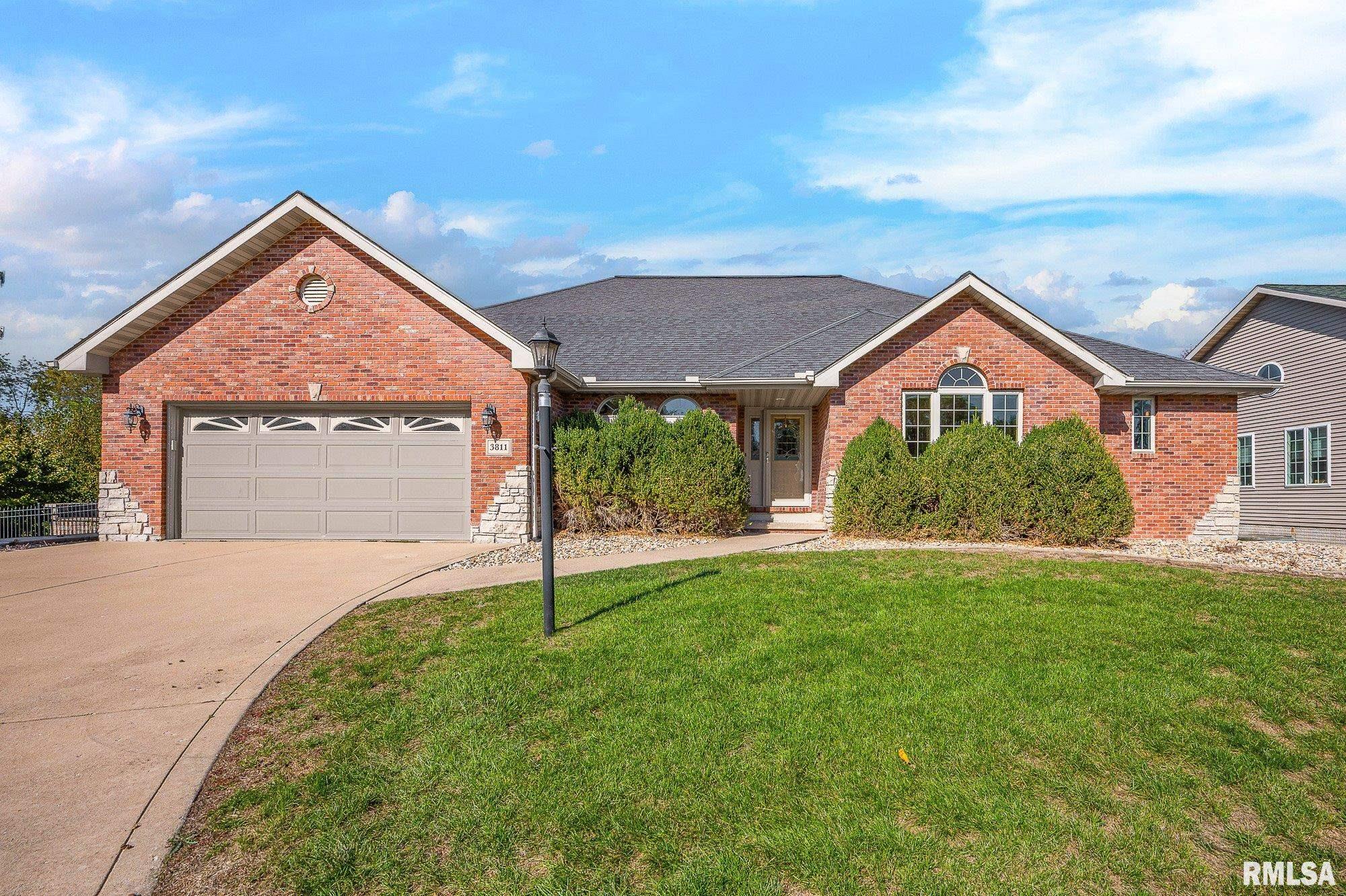 3811 W Eagle Point Drive — photo