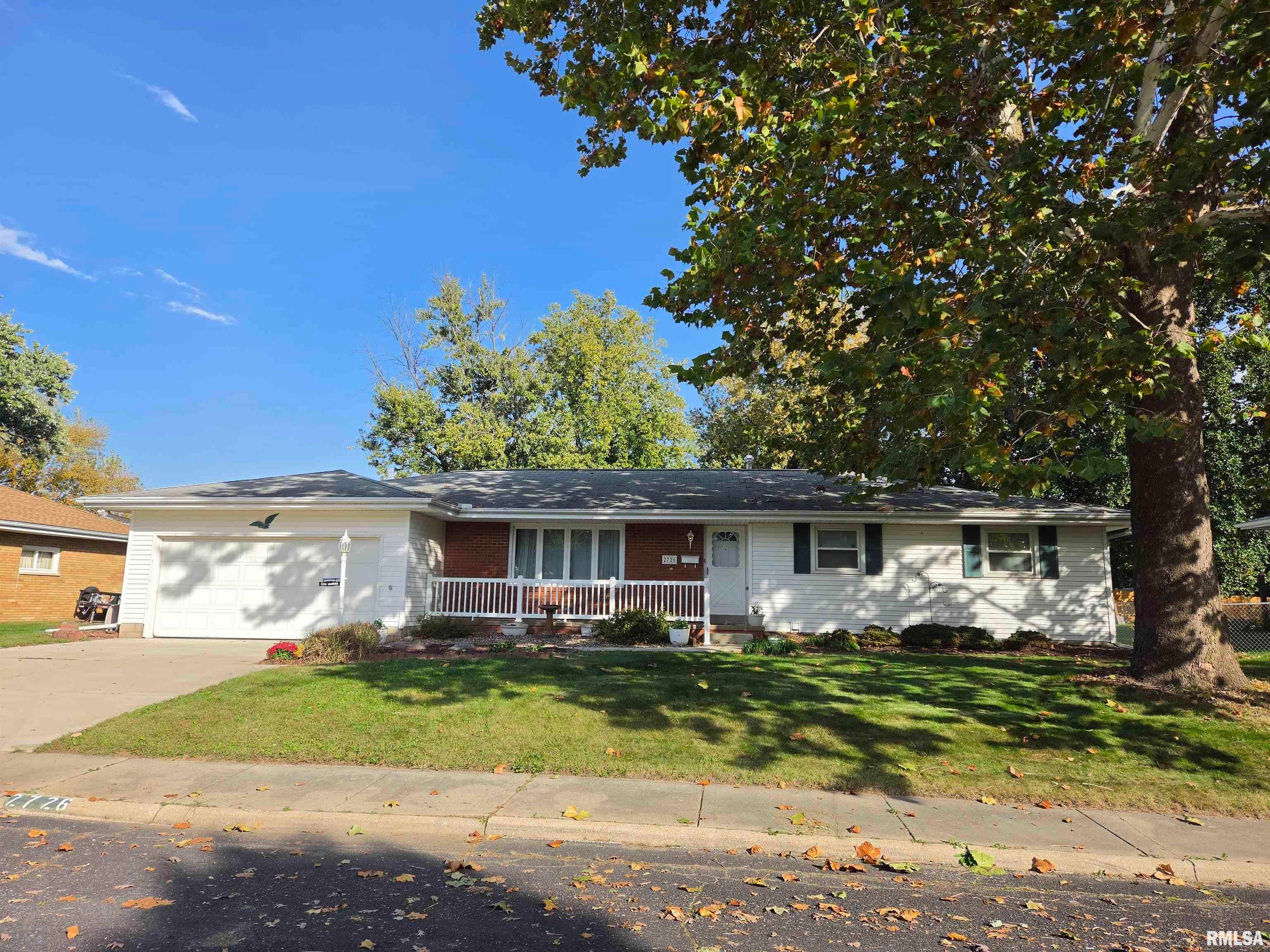 2726 N Millbrook Drive — photo