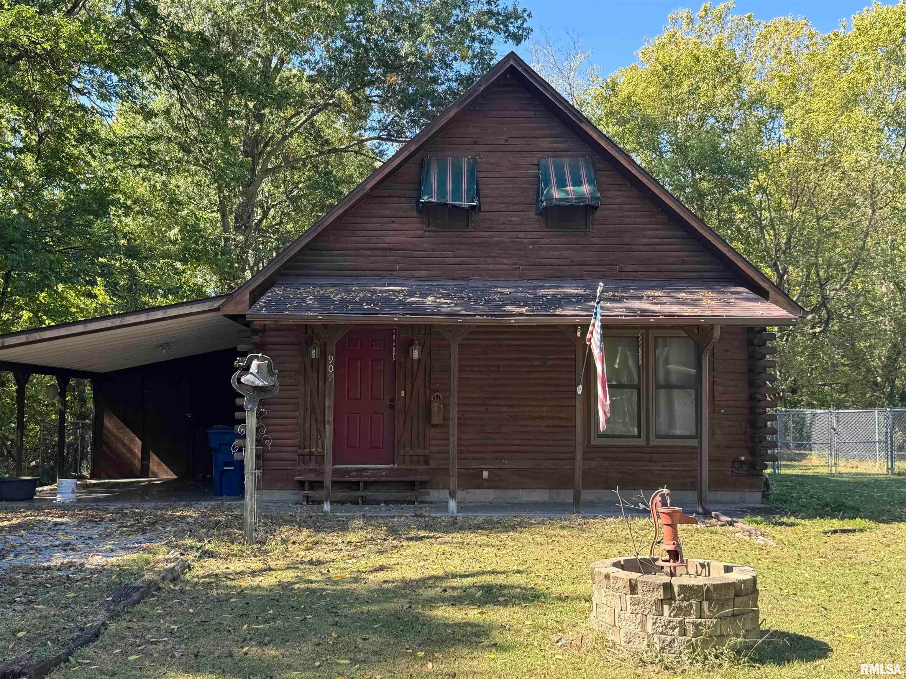 909 S Jackson Street — photo