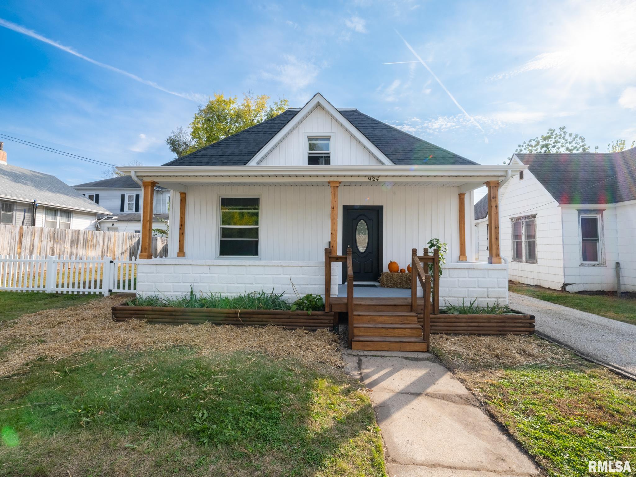 924 Ann Eliza Street — photo