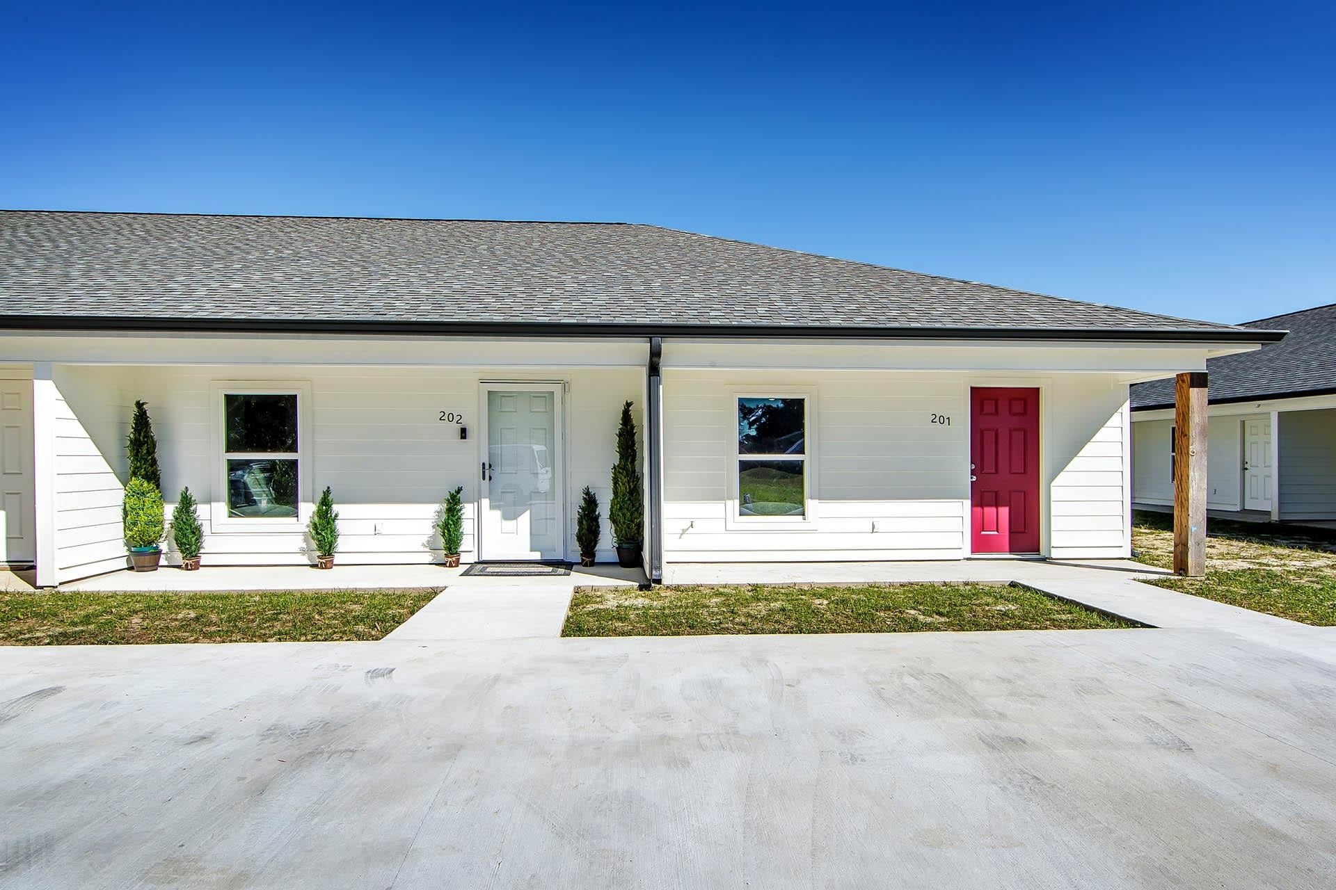 1300 Lafourche Drive 305 — photo