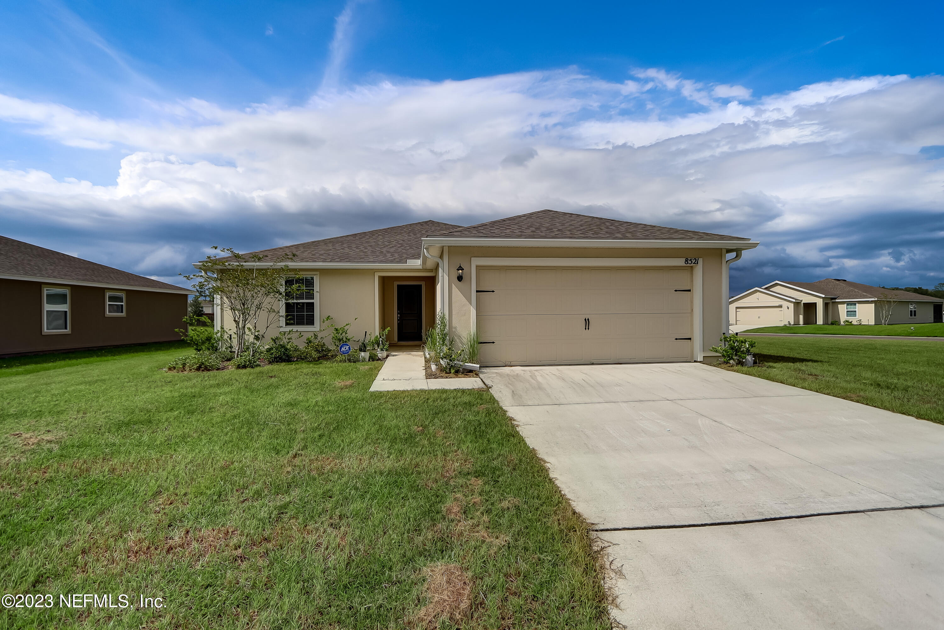 8521 Lake George Circle W — photo