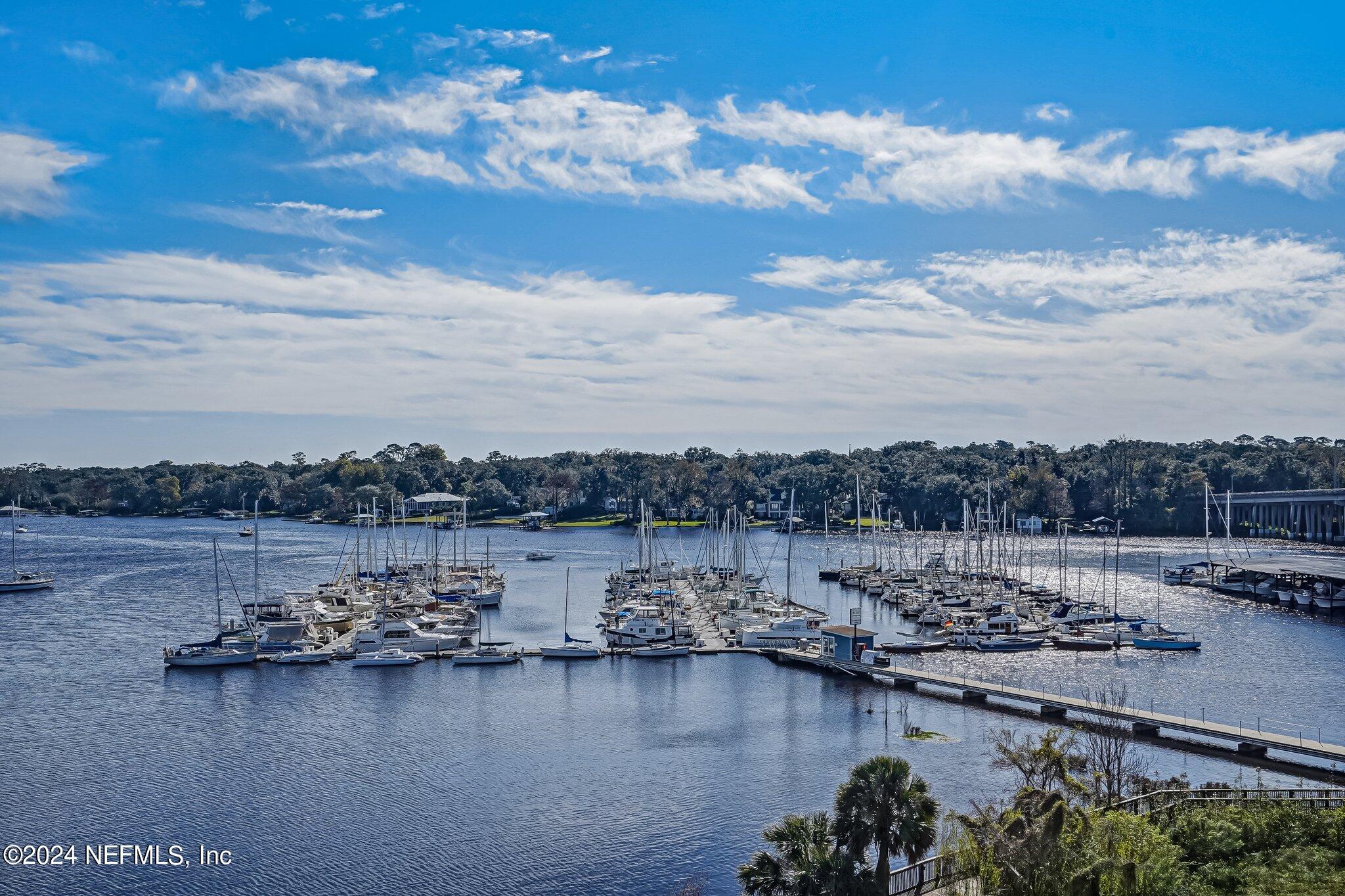 4401 Lakeside Drive 903 — photo