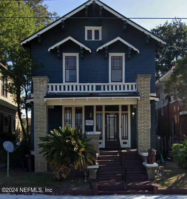 1541 Boulevard — photo