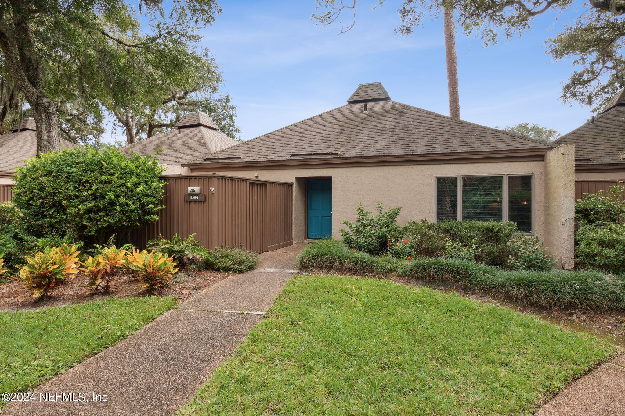 3327 Sea Marsh Road — photo