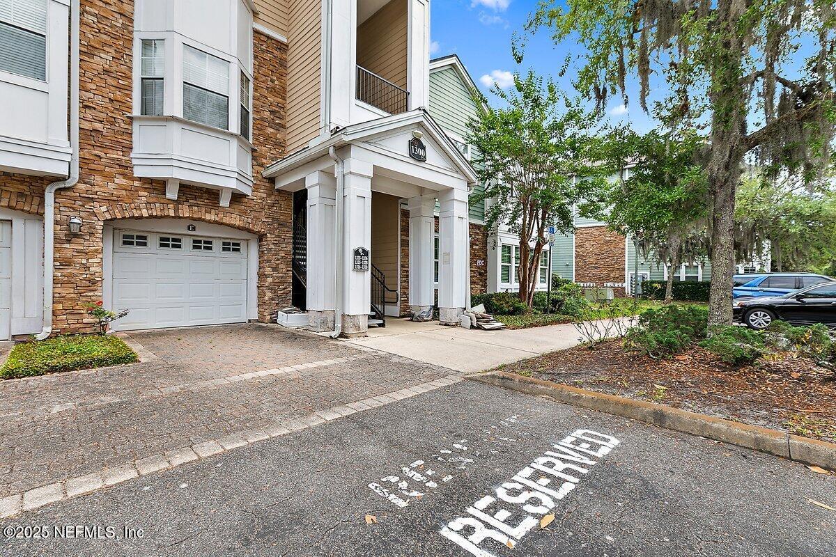 8550 Touchton Road 1318 — photo