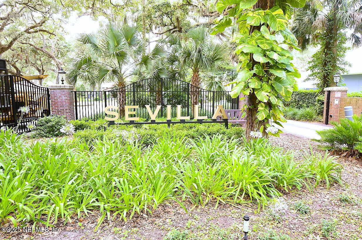 1810 Sevilla Boulevard 202 — photo