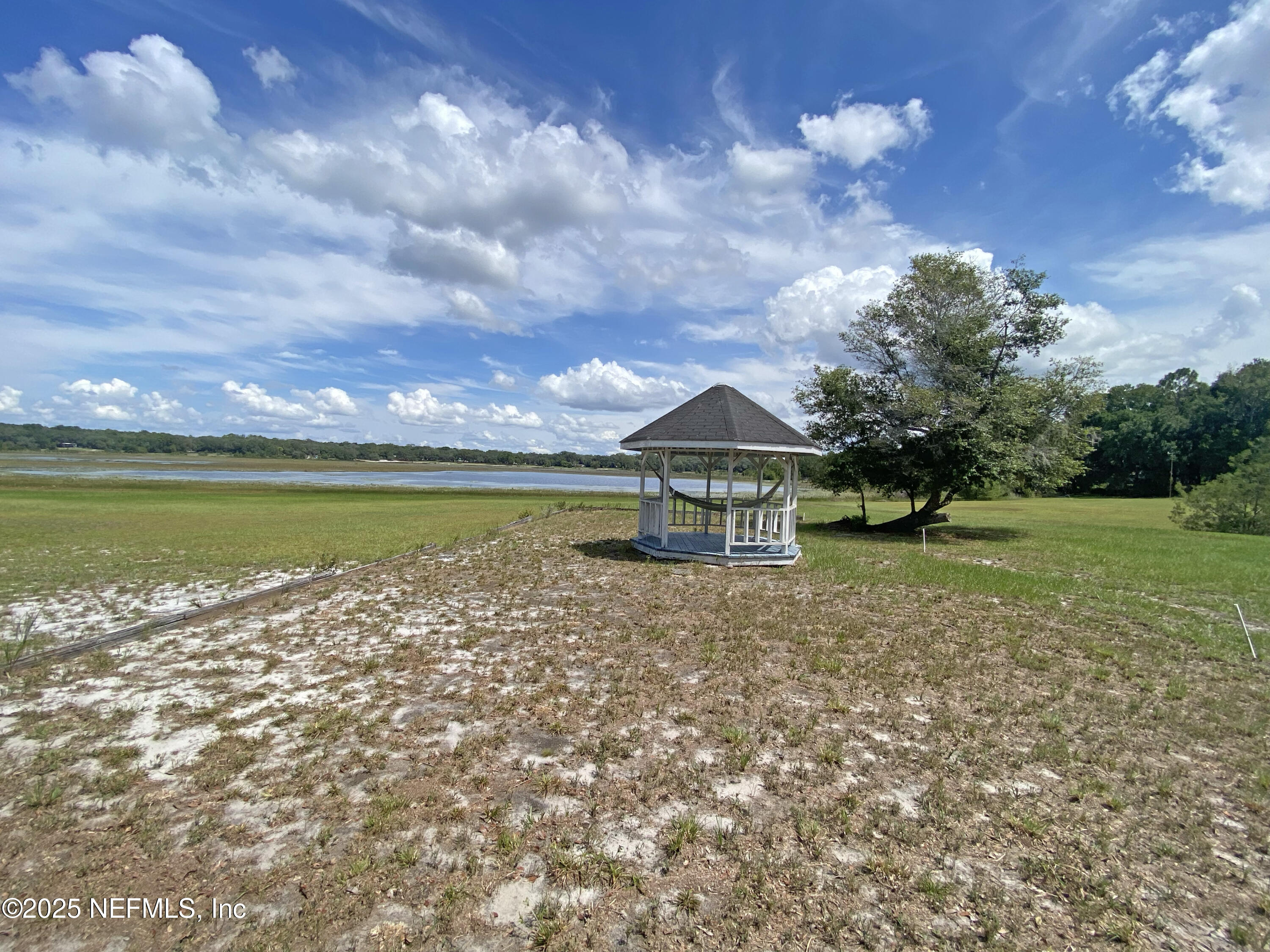 148 Swan Lake Drive — photo