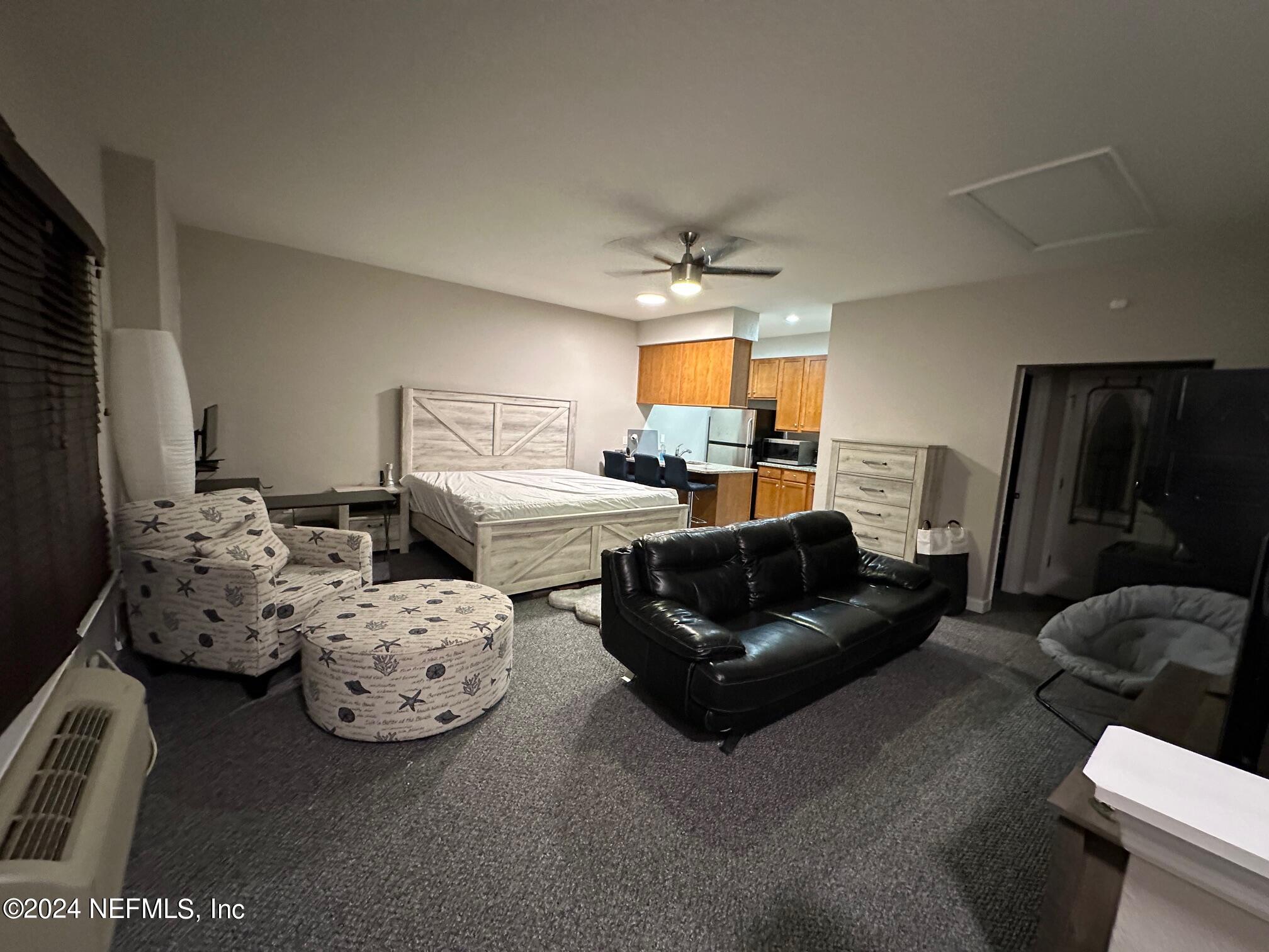 439 Midway Street — photo