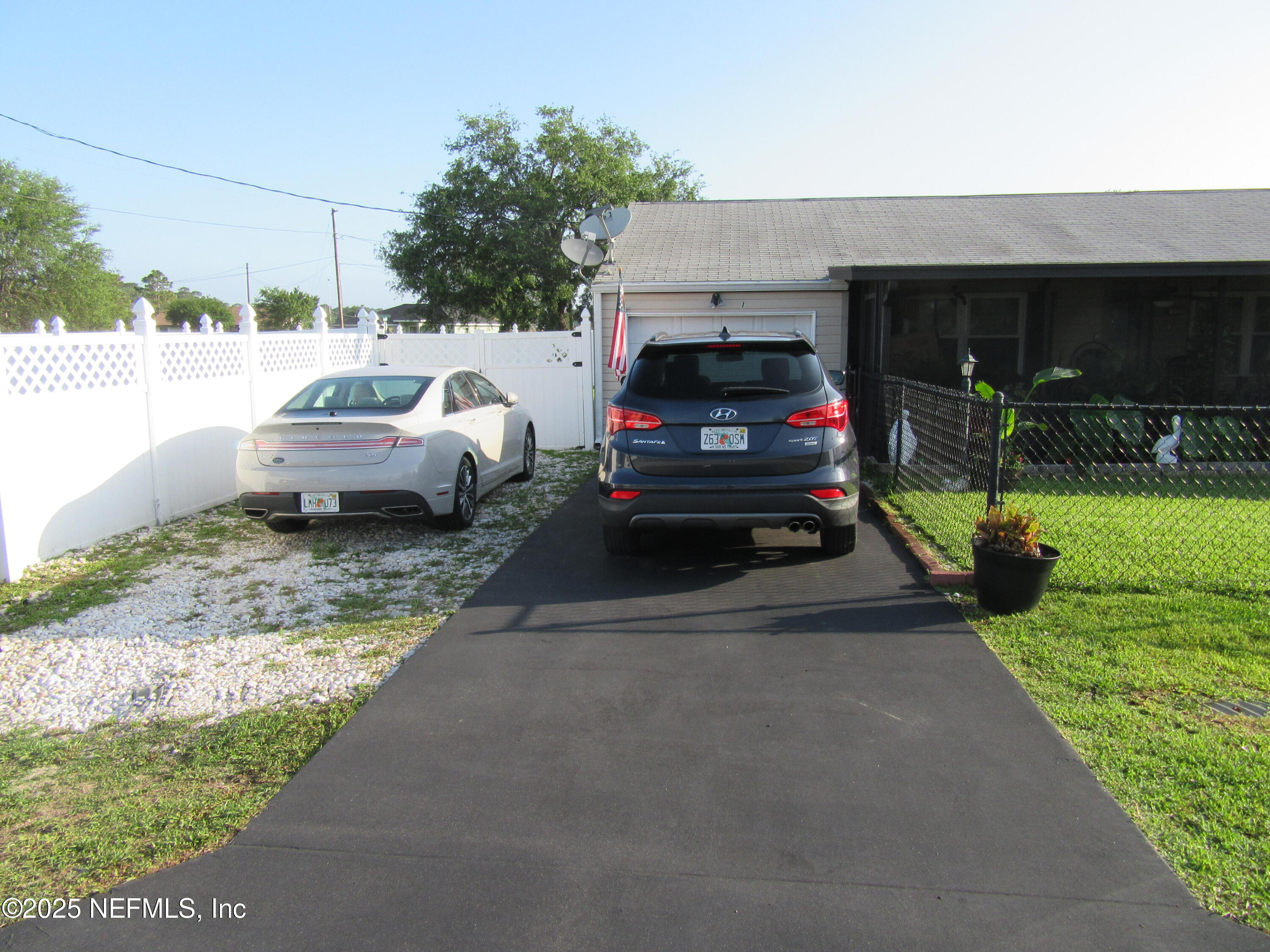 1 Willow Court — photo