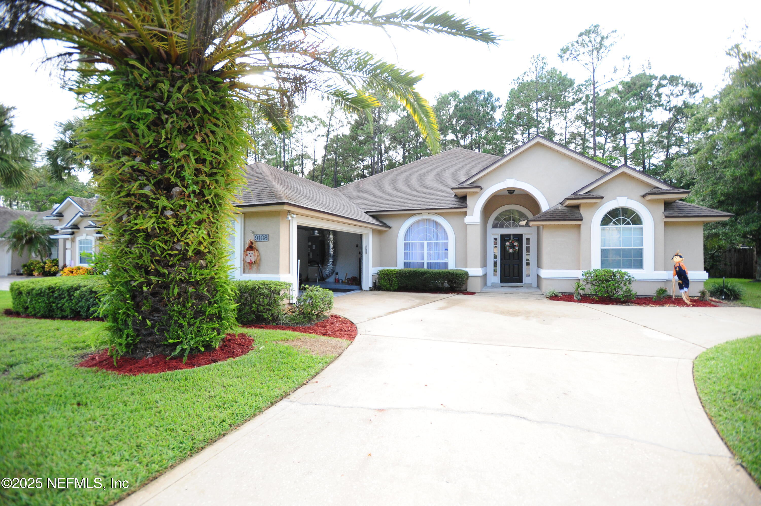 9108 Timberlin Lake Road — photo