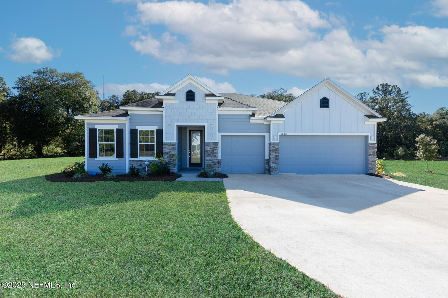 56310 Creekside Way — photo