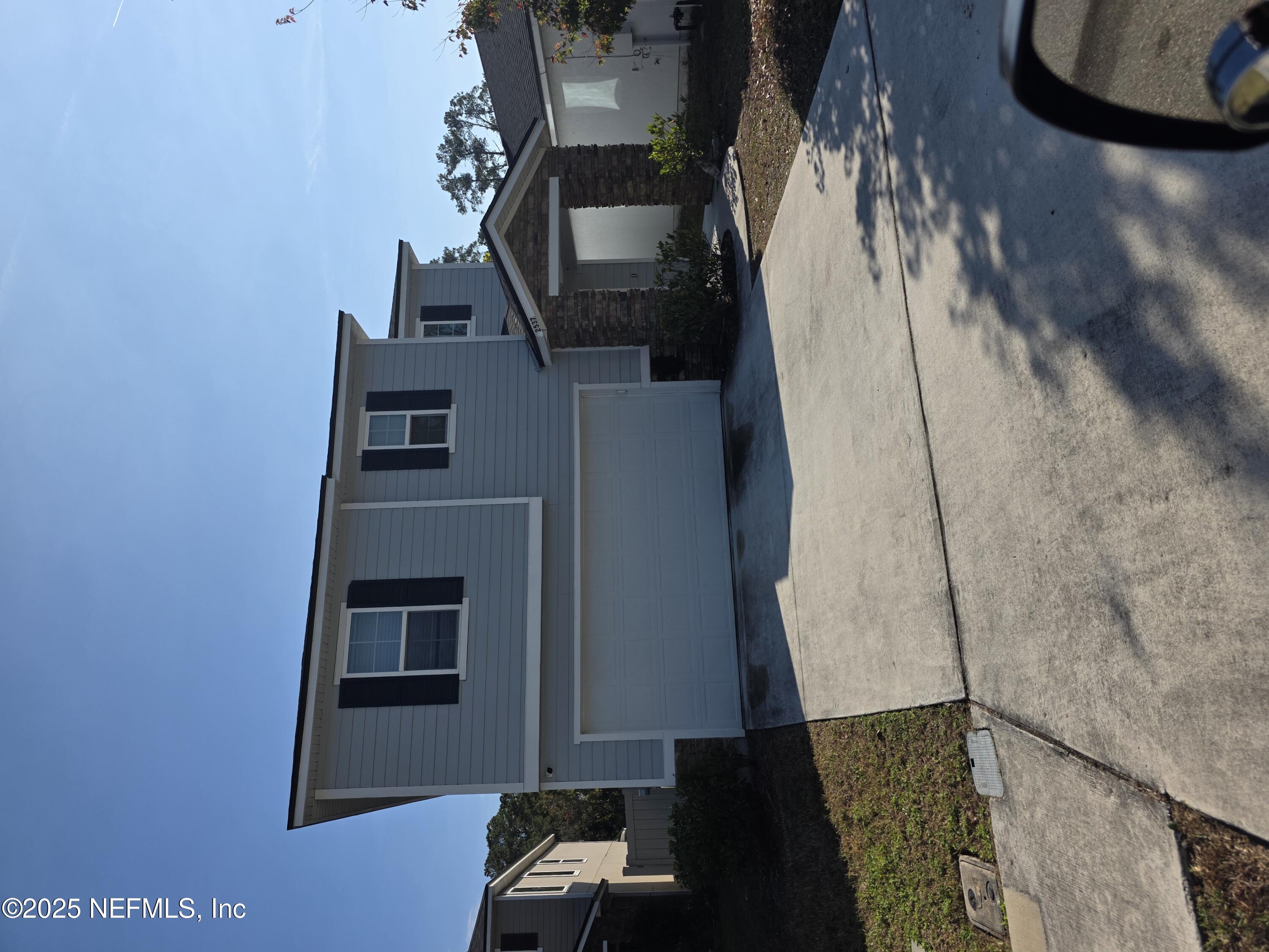 2537 Wisdom Court — photo