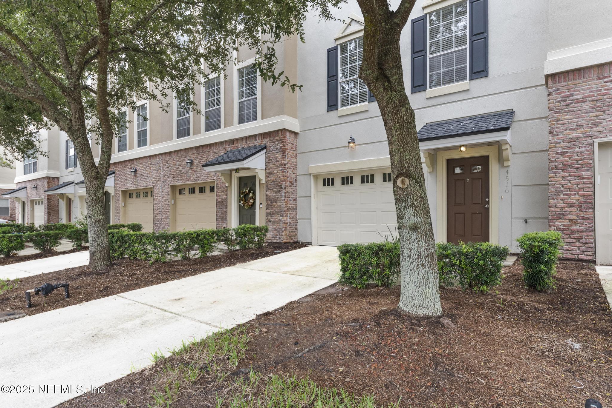 4510 Congressional Drive — photo