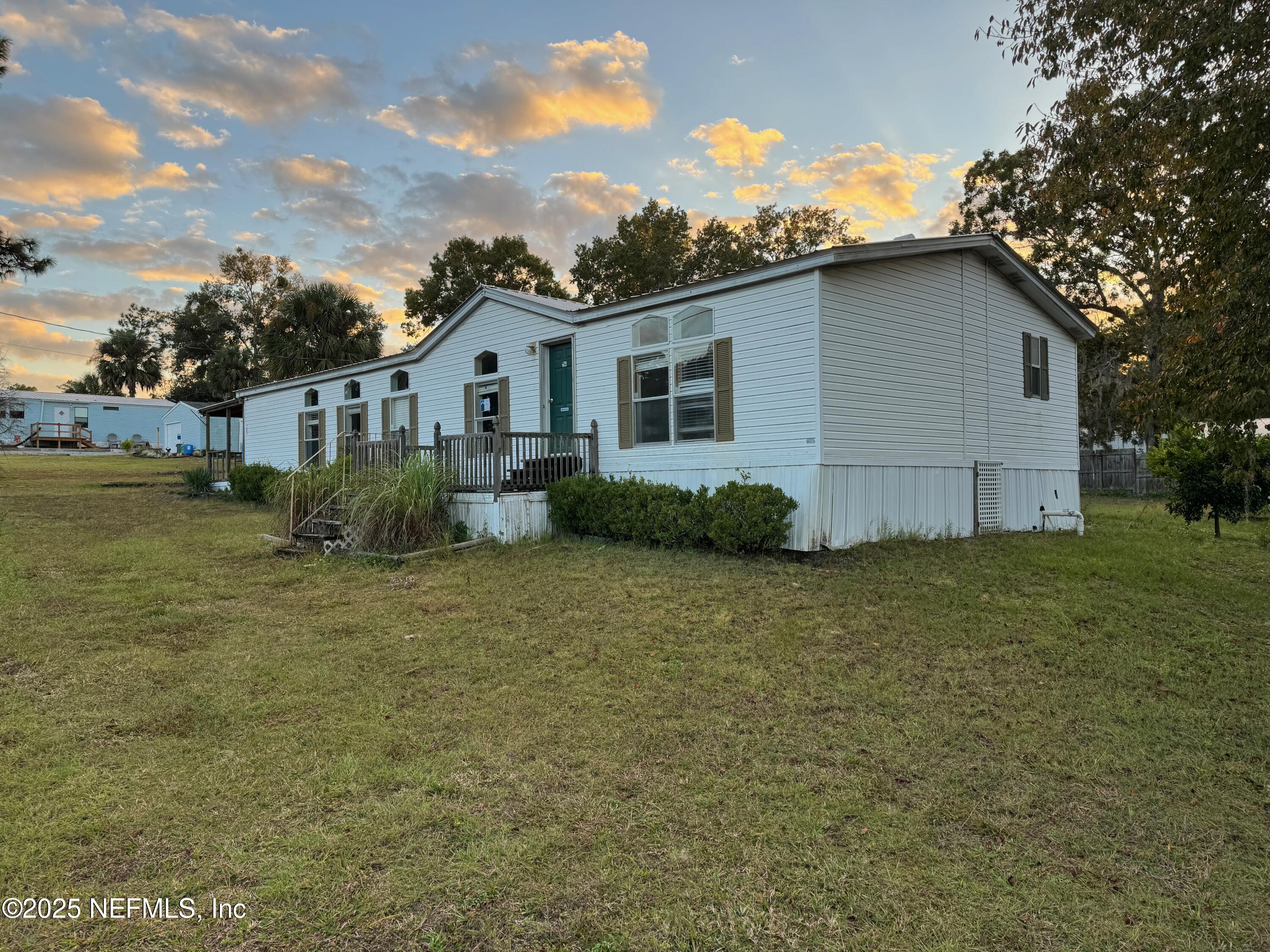 323 Incline Road — photo