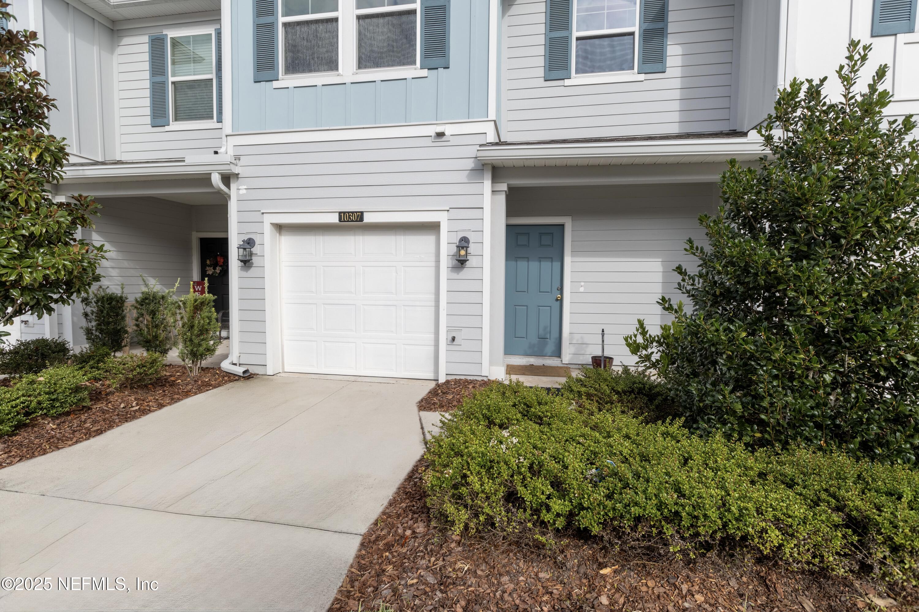10307 Benson Lake Drive — photo