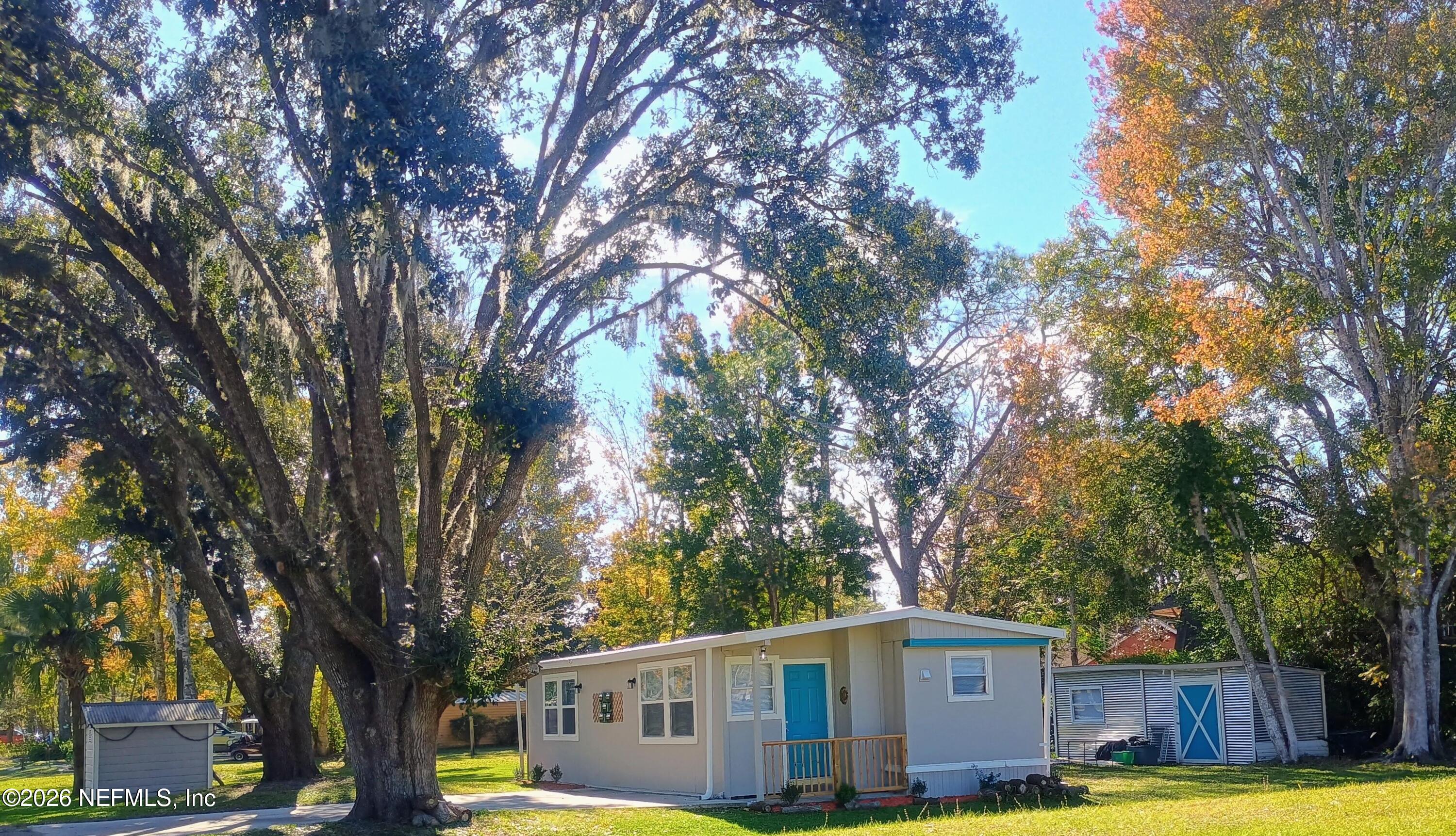 215 Pine Tree Trail — photo