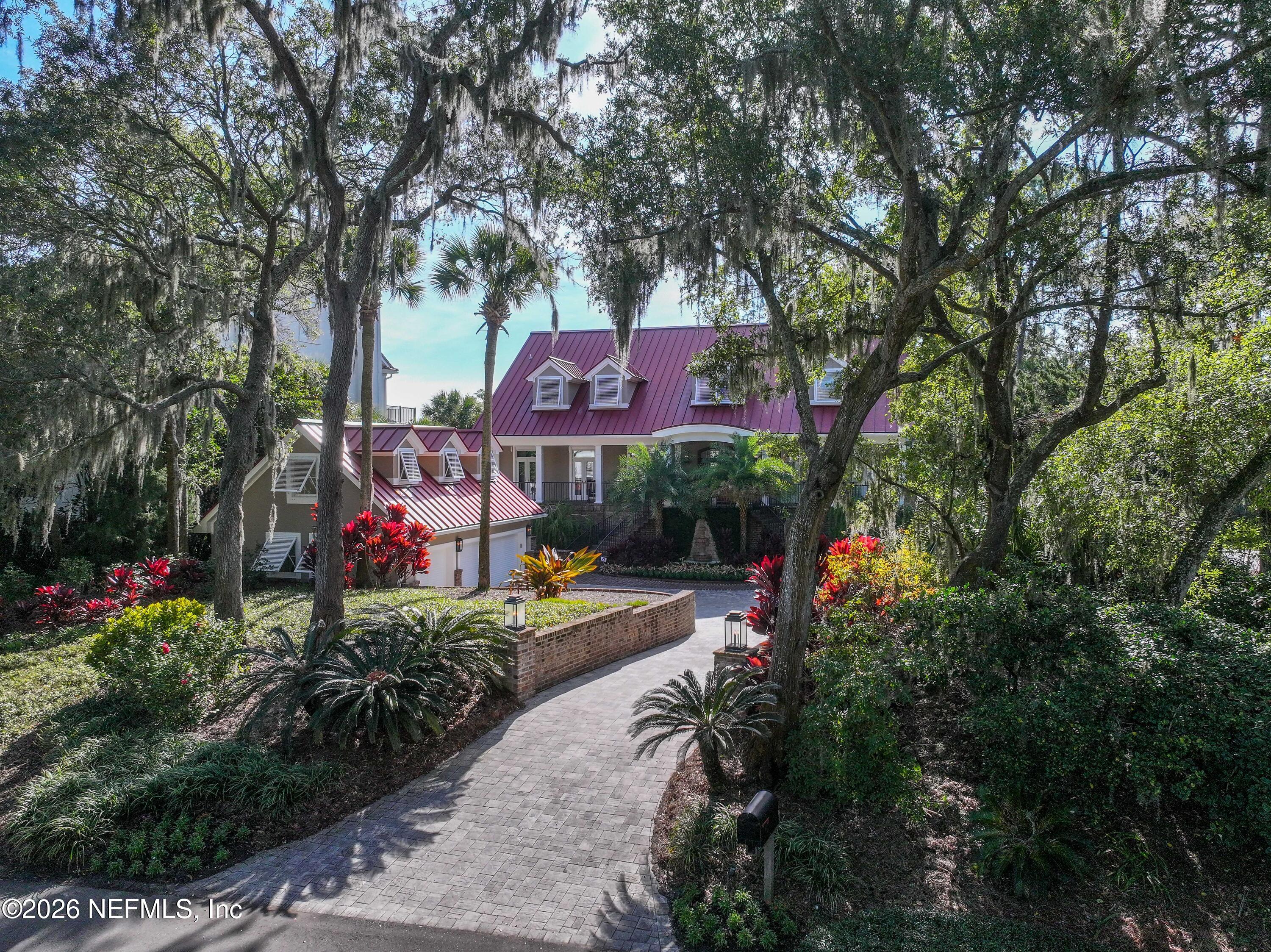 135 Long Point Drive — photo