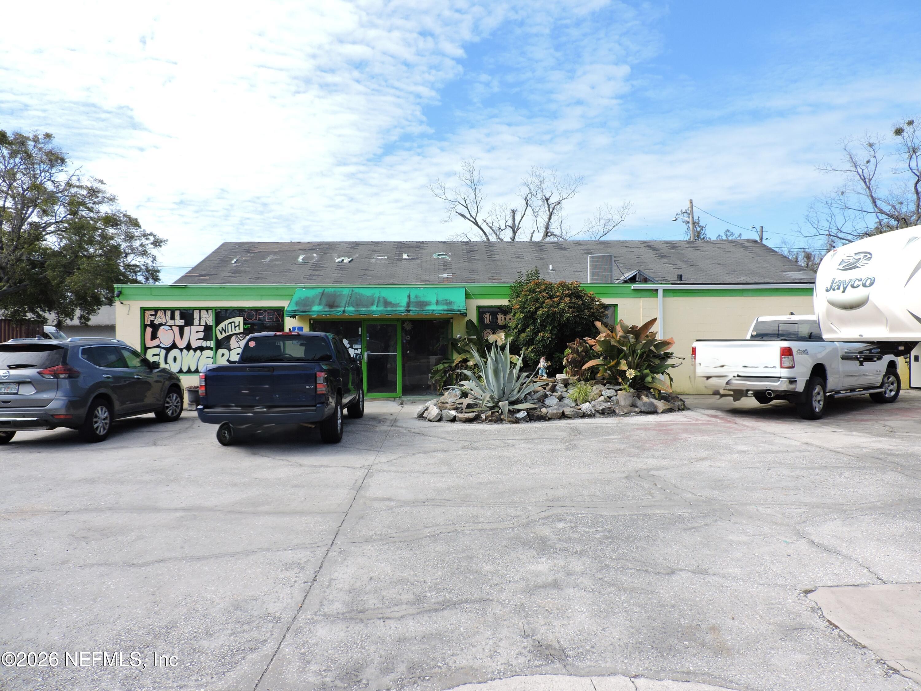 2504 N Main Street — photo