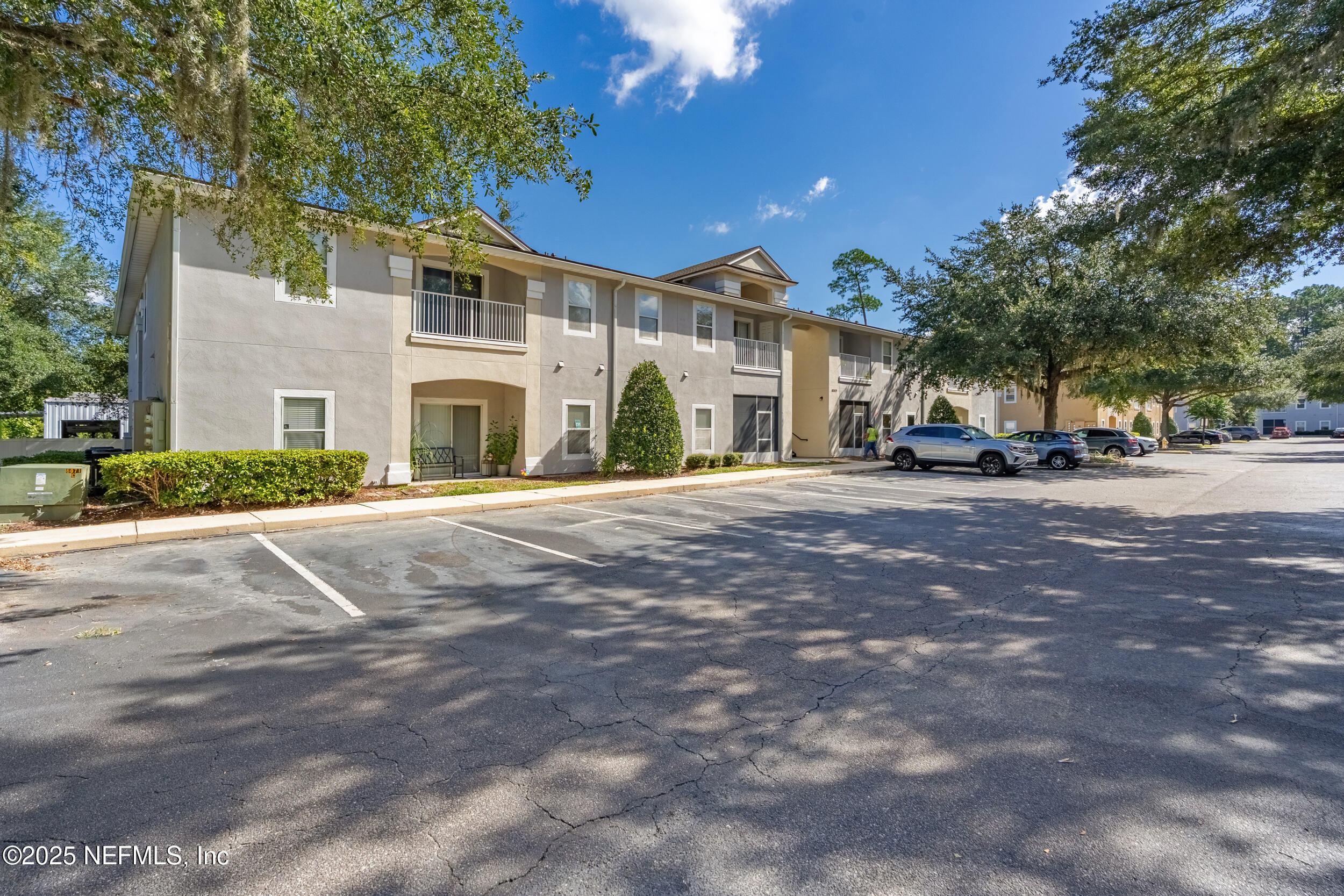 6069 Maggies Circle 115 — photo