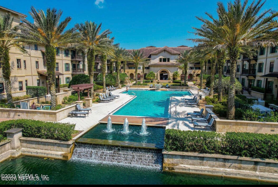 965 Registry Boulevard 212 — photo