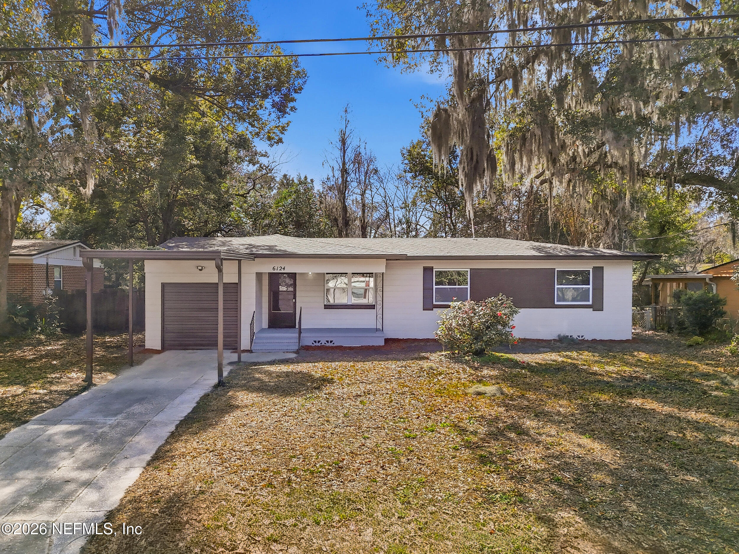 6124 Woodside Drive — photo