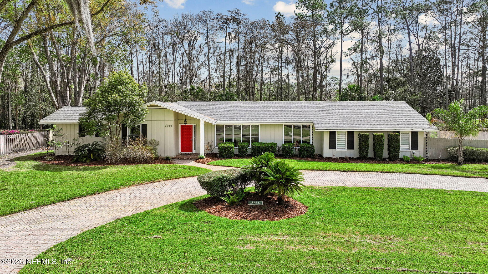 7955 Pine Lake Road — photo
