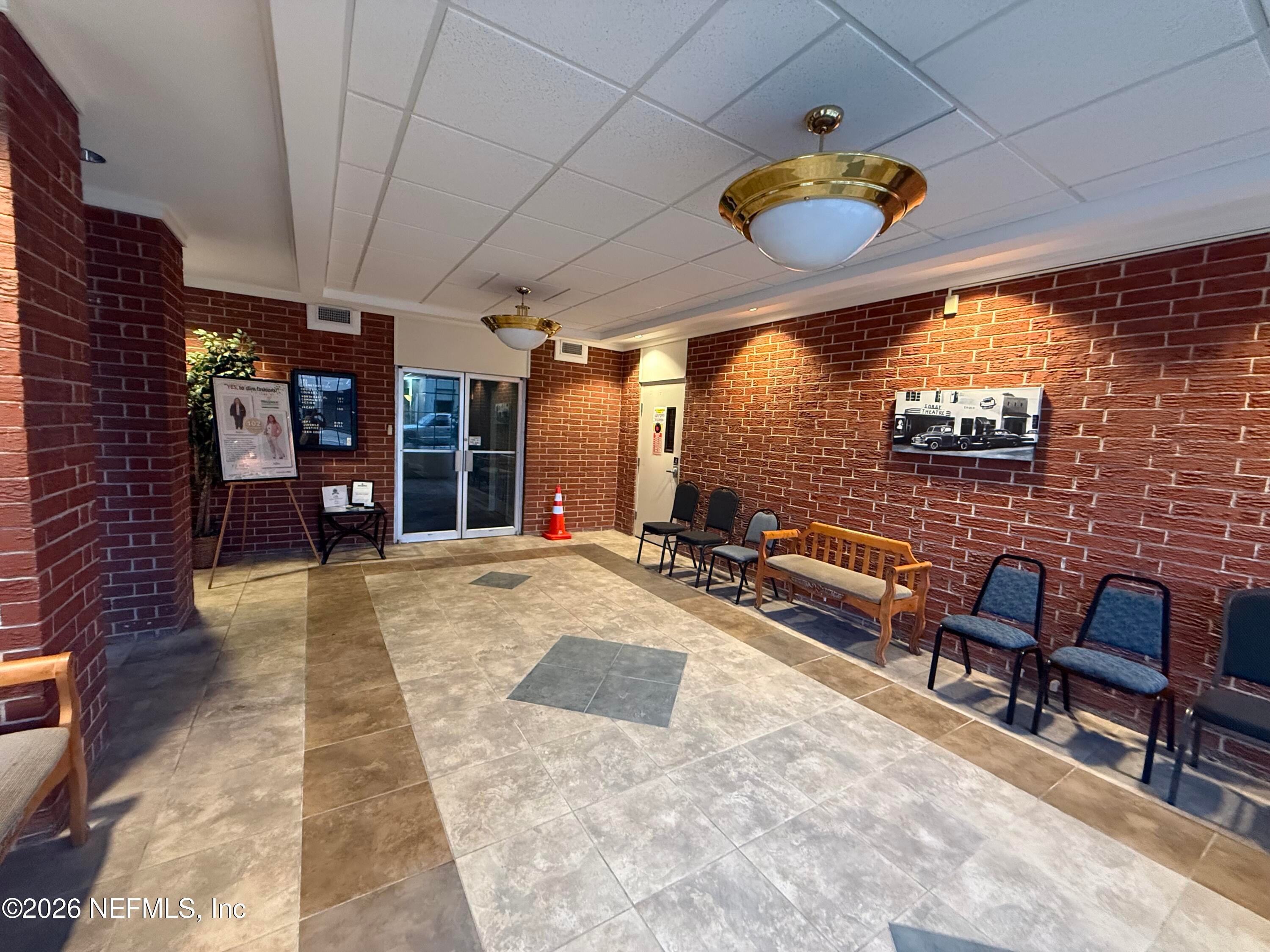 19 W Macclenny Avenue 109 — photo