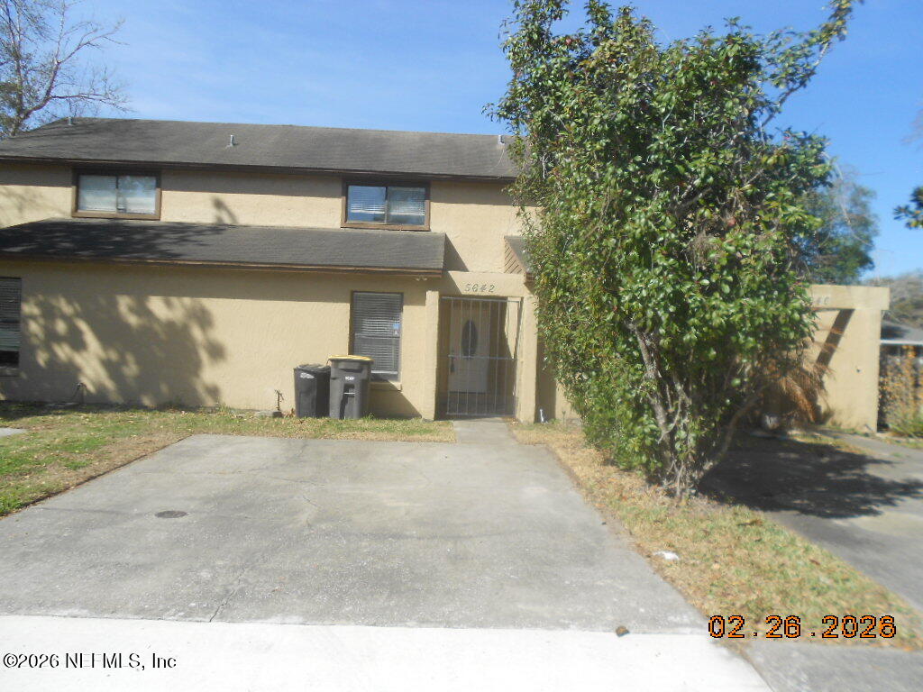 5642 Pinebay Circle S — photo
