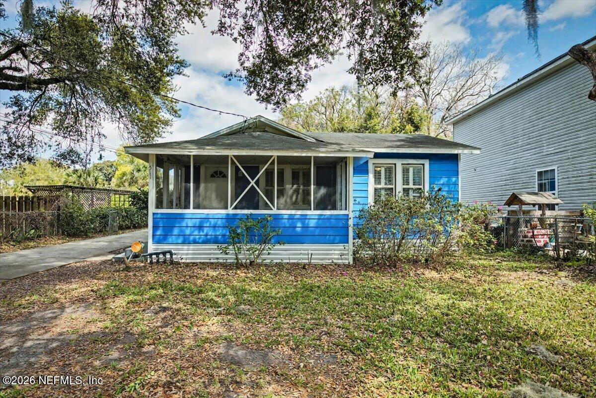 5511 Cruz Road — photo
