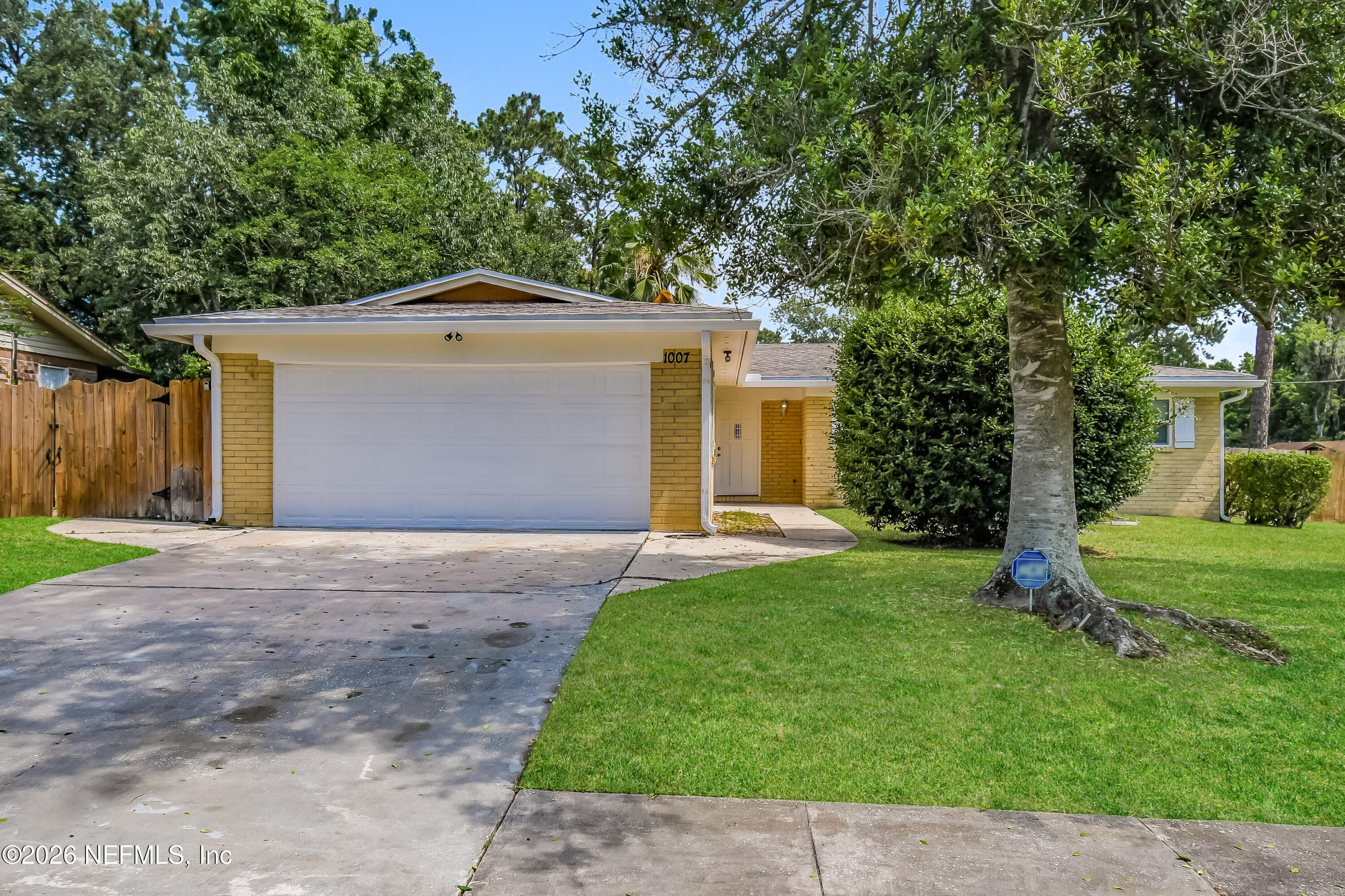 1007 Grove Park Lane — photo