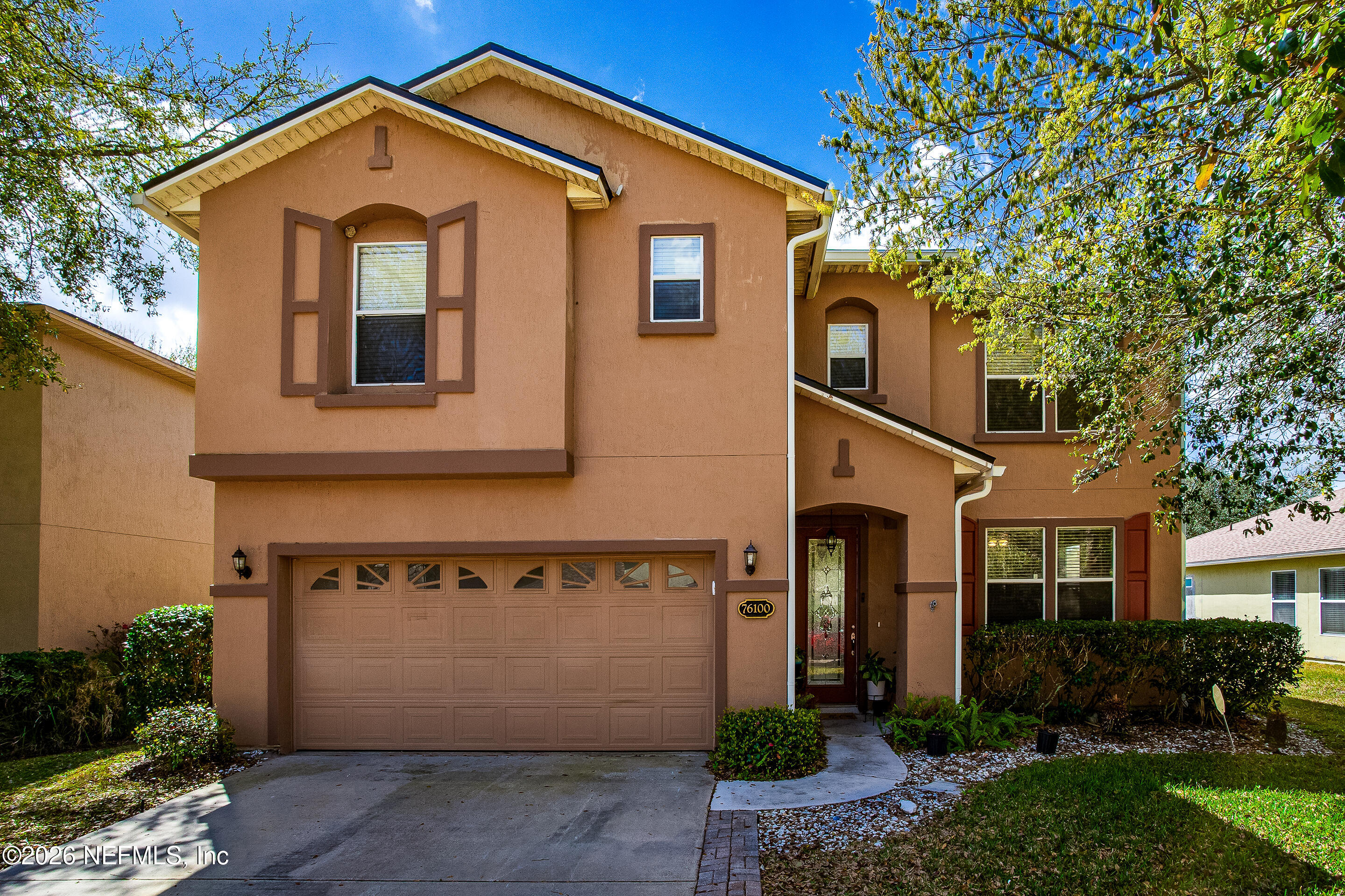 76100 Deerwood Drive — photo