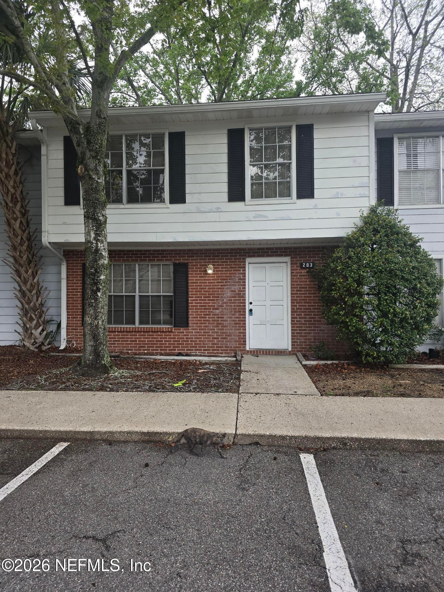 203 Kettering Court — photo