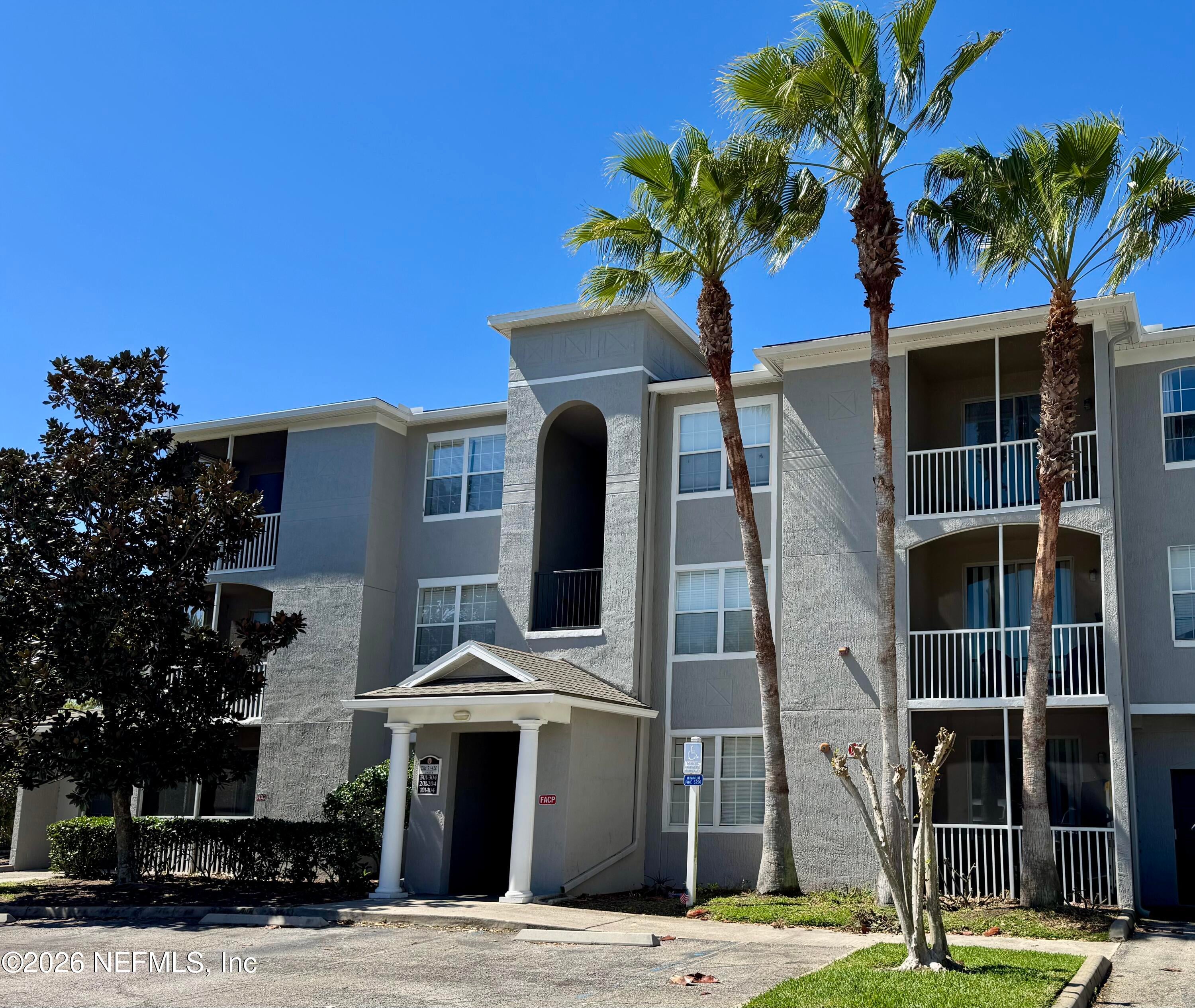 420 S Villa San Marco Drive 304 — photo